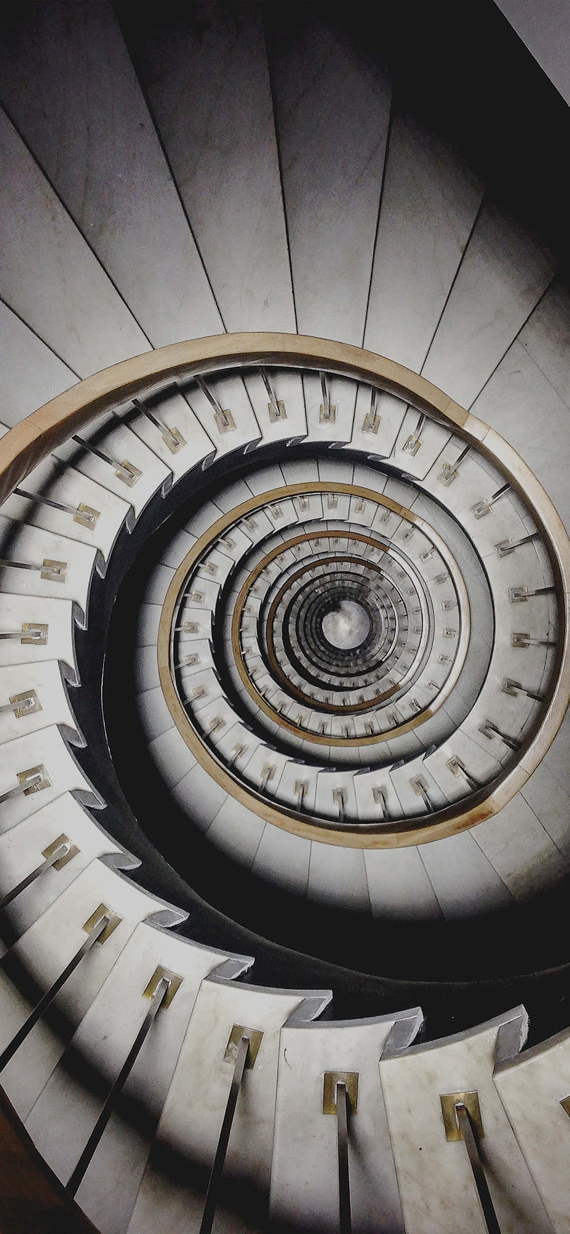 Abstrakt spiralform i levende farver Wallpapers