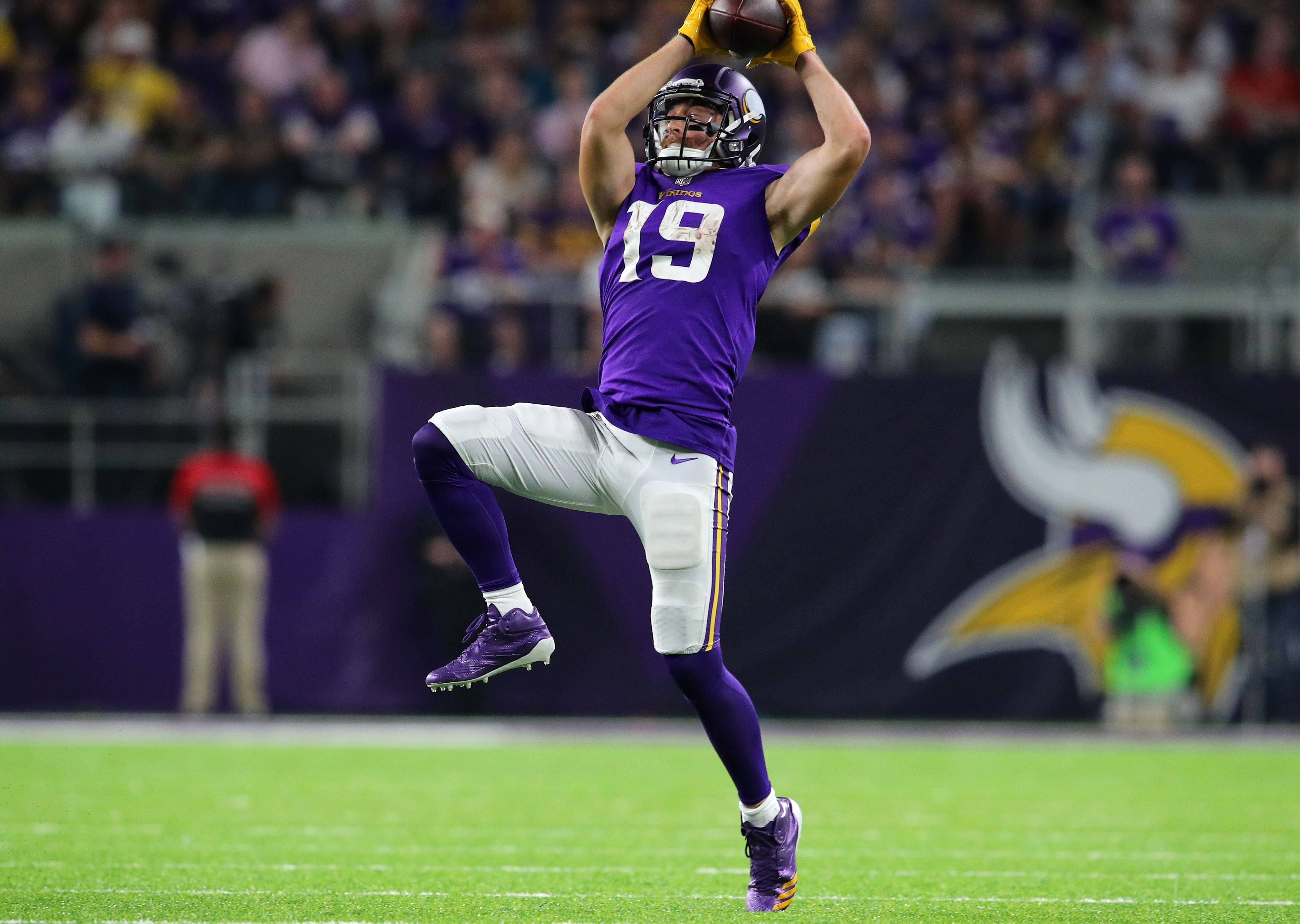 Adam Thielen Fodboldfangst Wallpapers