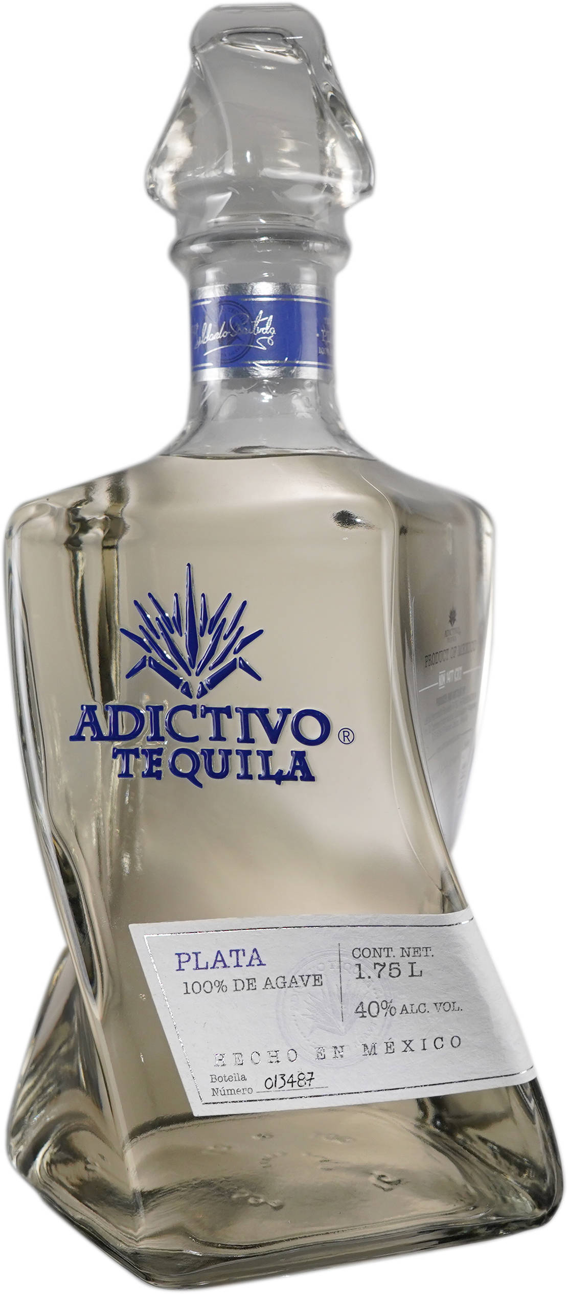 Adictivo Plata Tequila i en Gennemsigtig Flaske Wallpapers