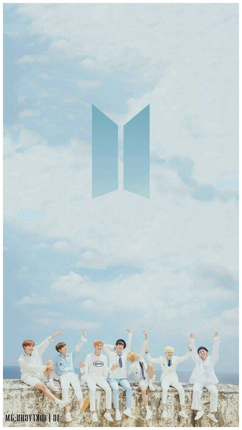 Æstetisk BTS Blue Skies Logo Wallpapers