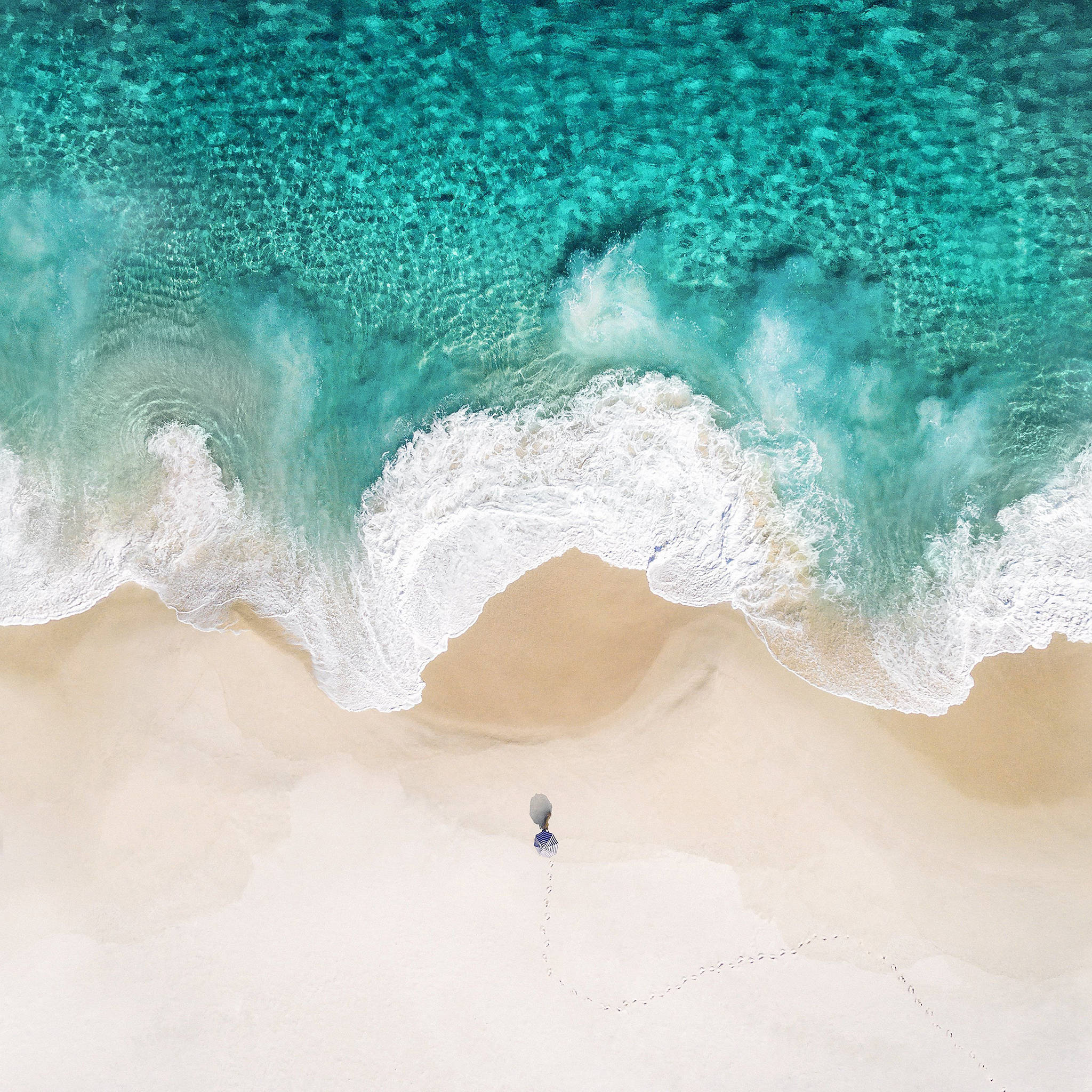 Æstetiske grønne bølger til iPad Wallpapers