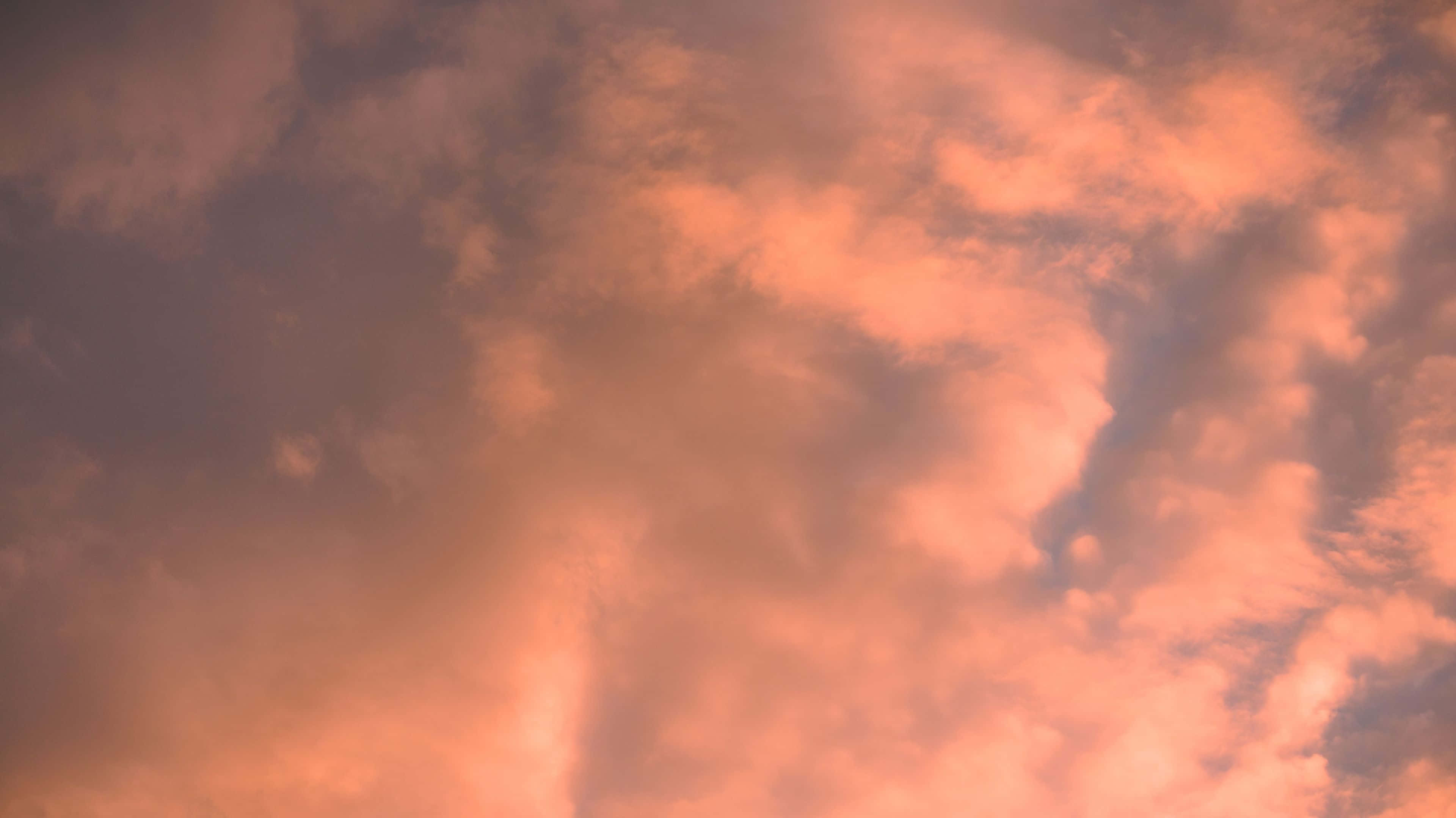 Æstetiske skyer - Ro i himlen Wallpapers
