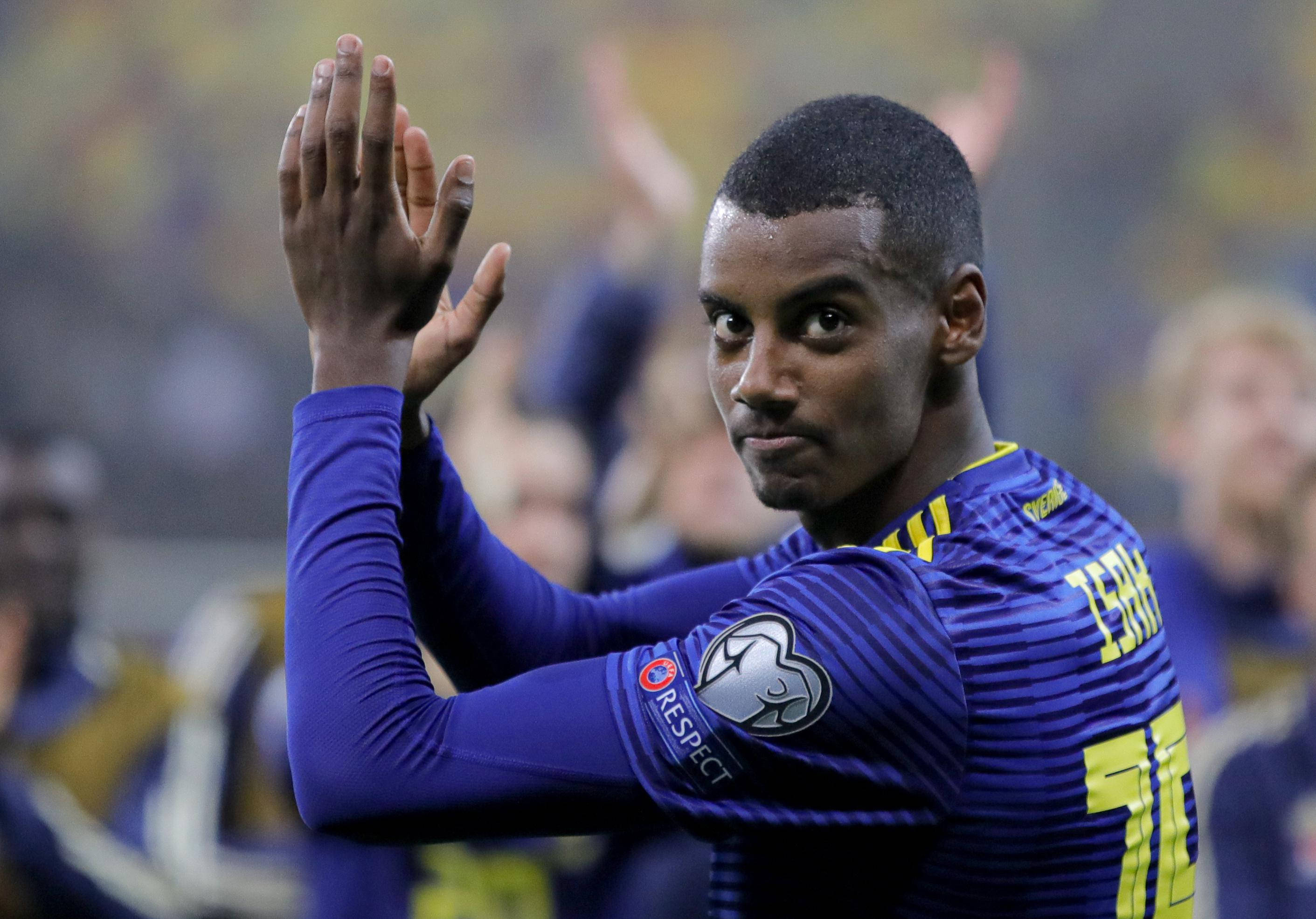 Alexander Isak klapper tæt på Wallpapers