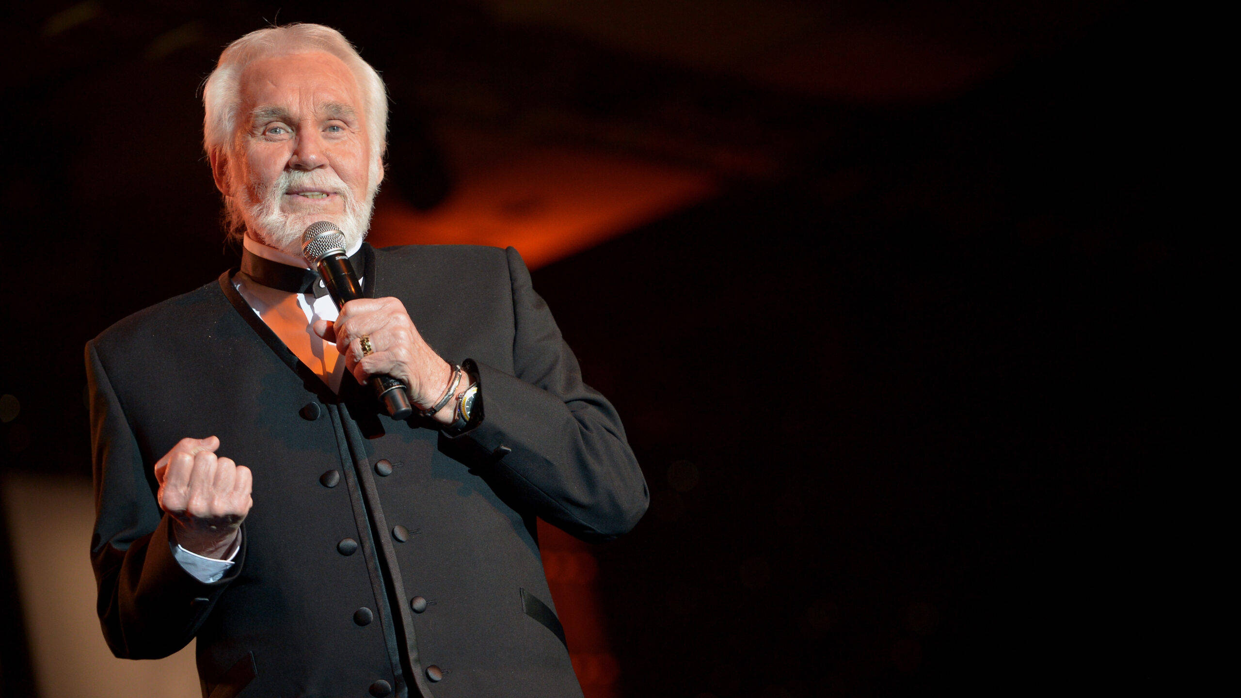 Amerikansk berømt sangskriver Kenny Rogers Wallpapers