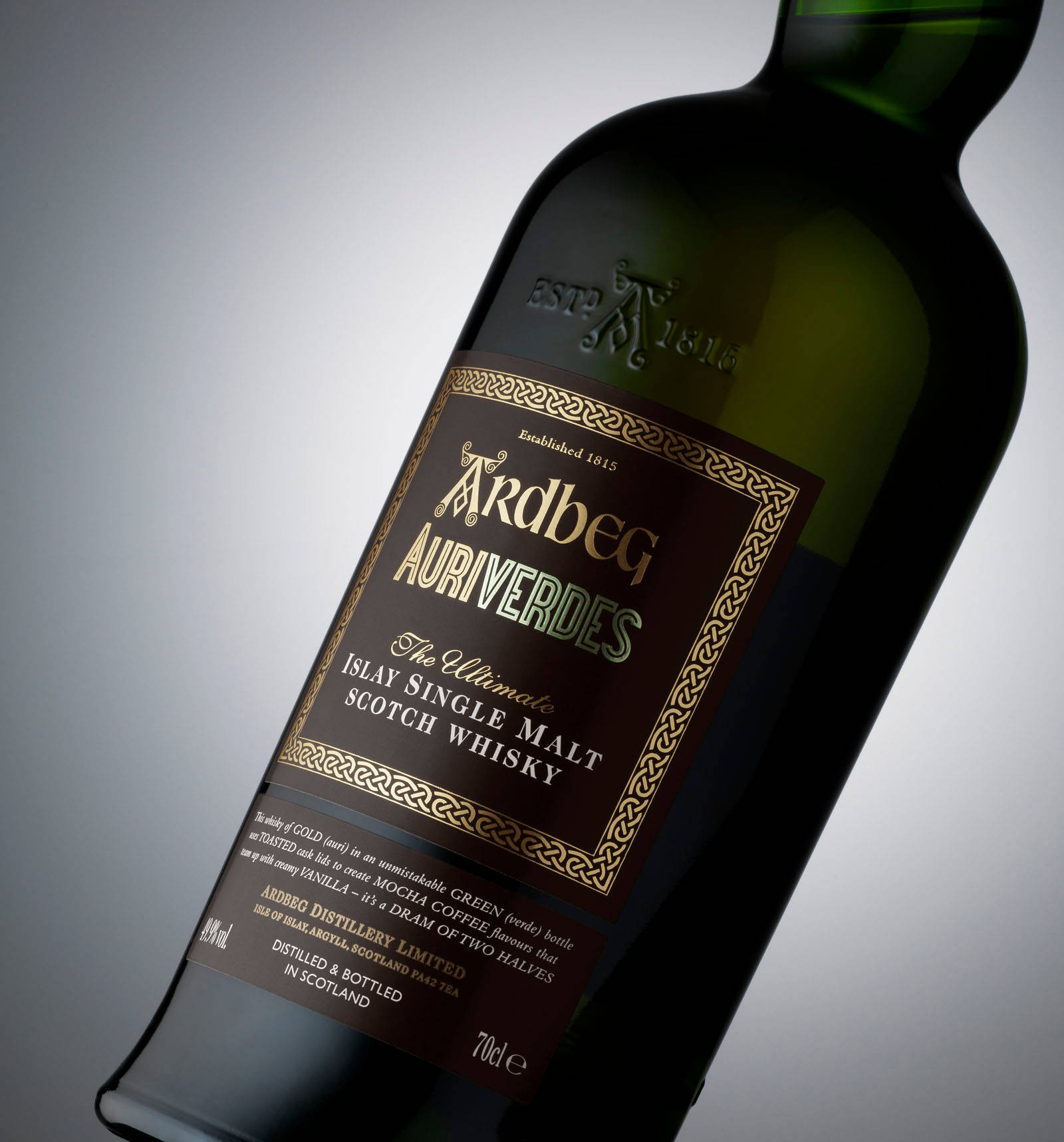 Ardbeg Auriverdes Whiskyflaske Wallpapers