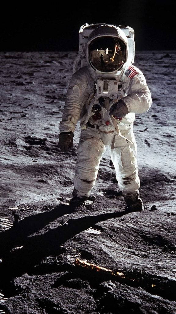 Astronaut i rummet iPhone Wallpapers