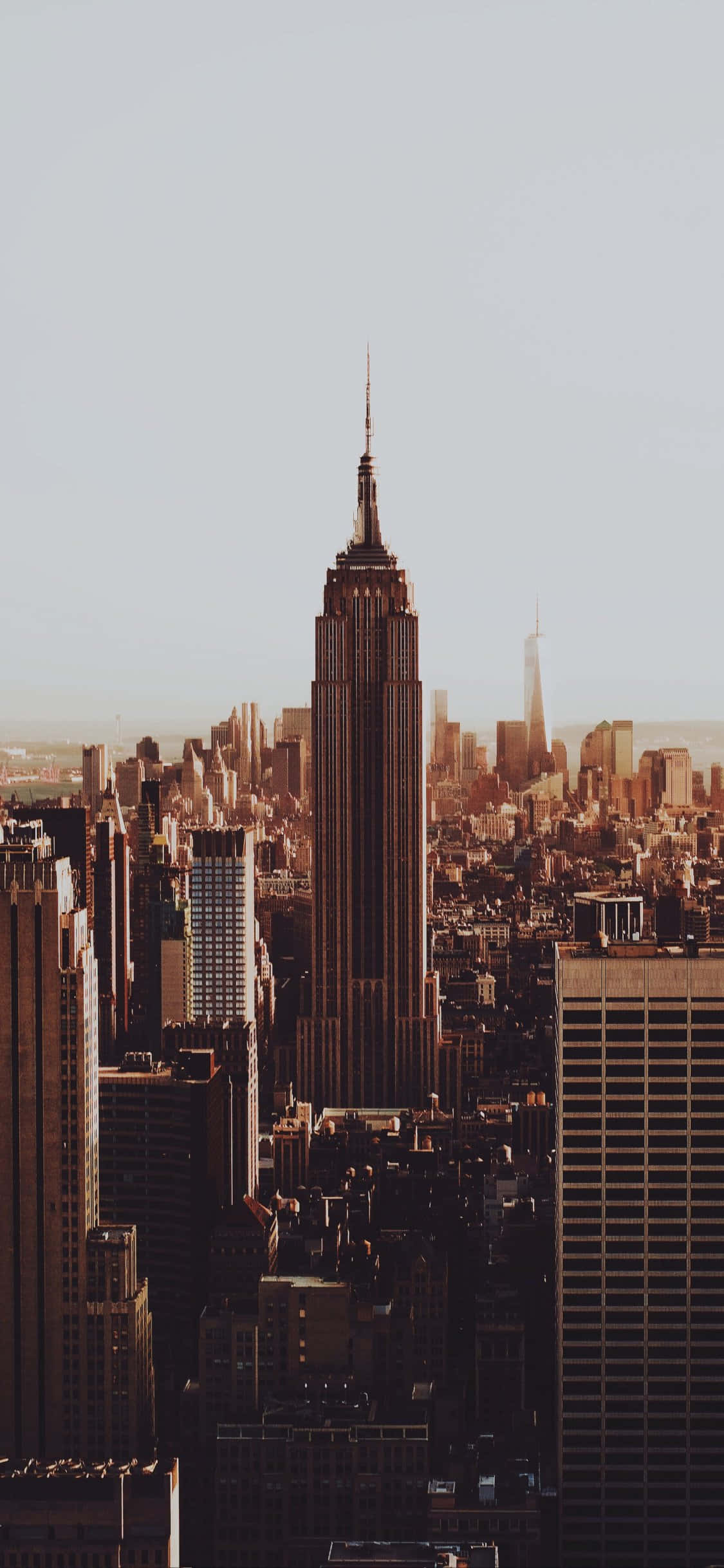 "At fange New Yorks ånd" Wallpapers