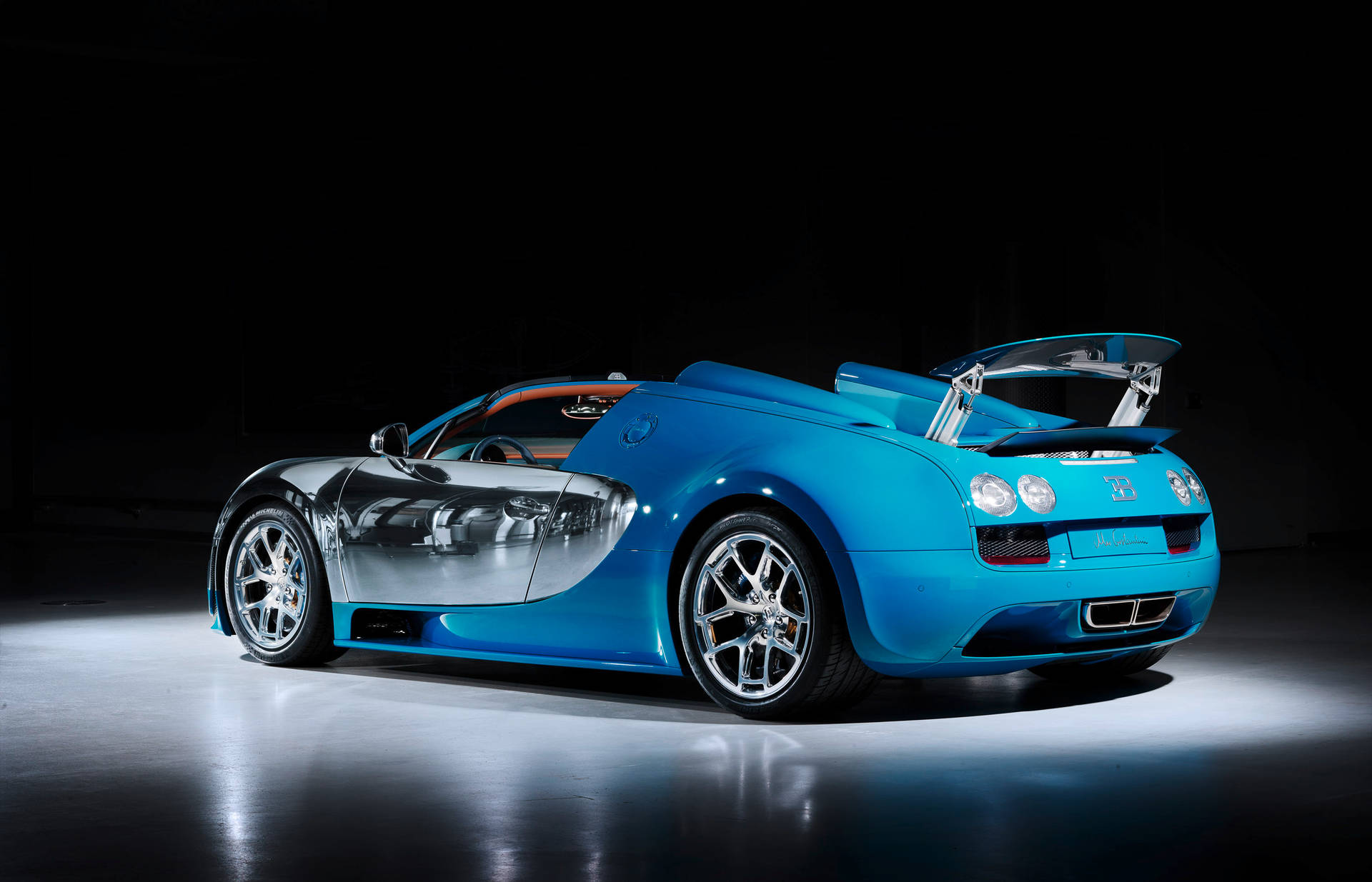 Bagfra af Bugatti Veyron wallpaper — Bugatti Wallpapers
