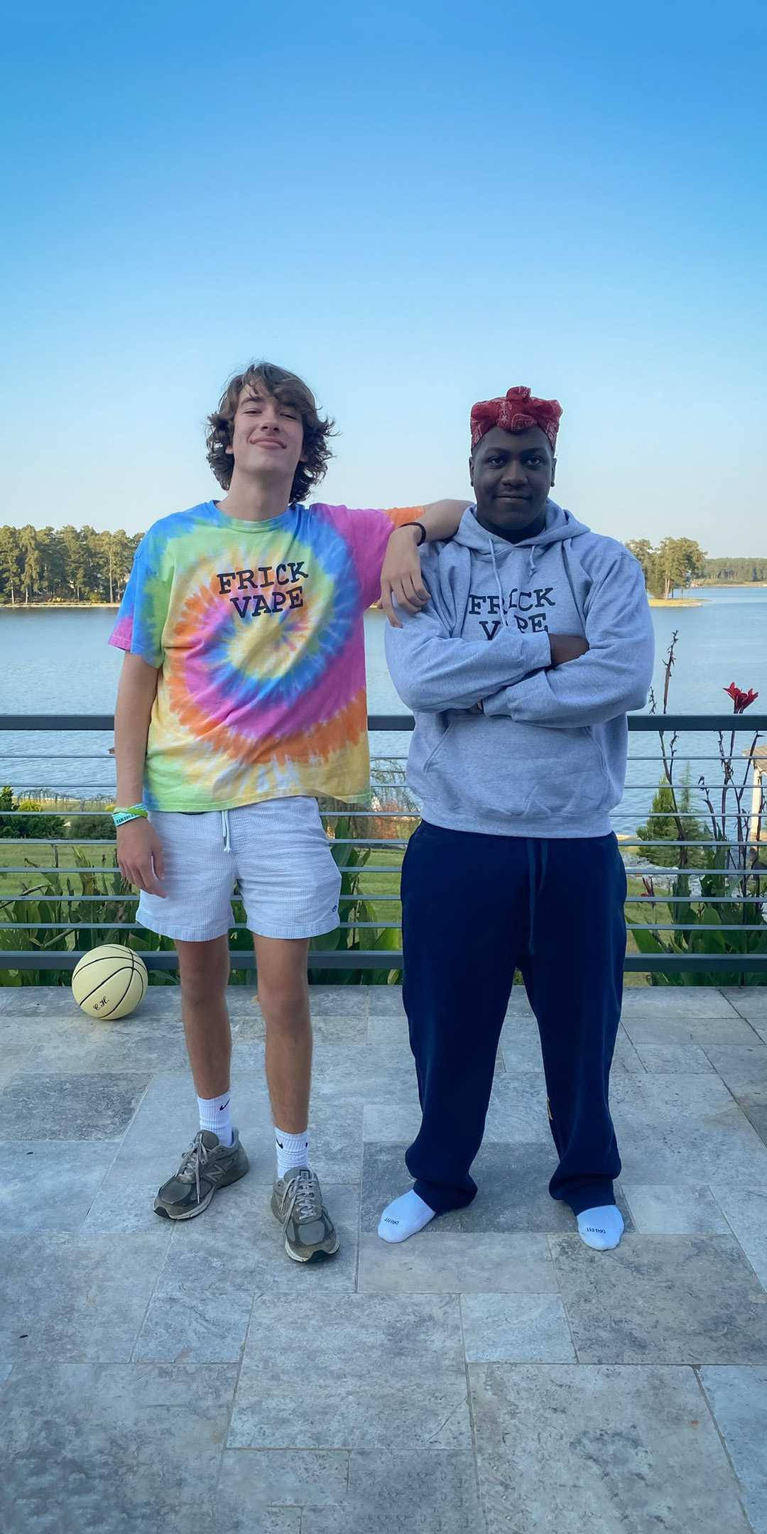 Baylen Levine og sangeren Yachty Wallpapers