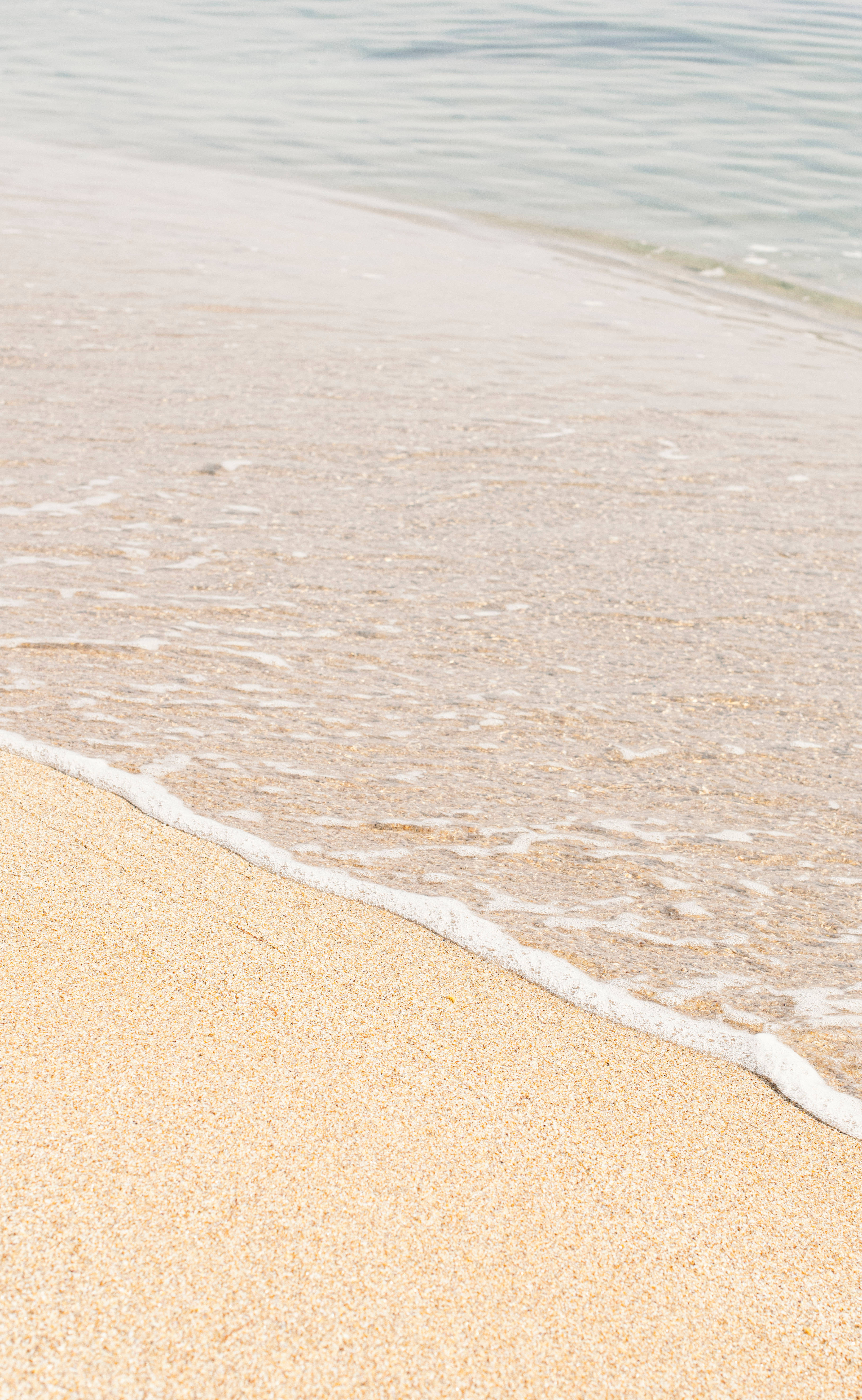 Beige sand på havstrand Wallpapers