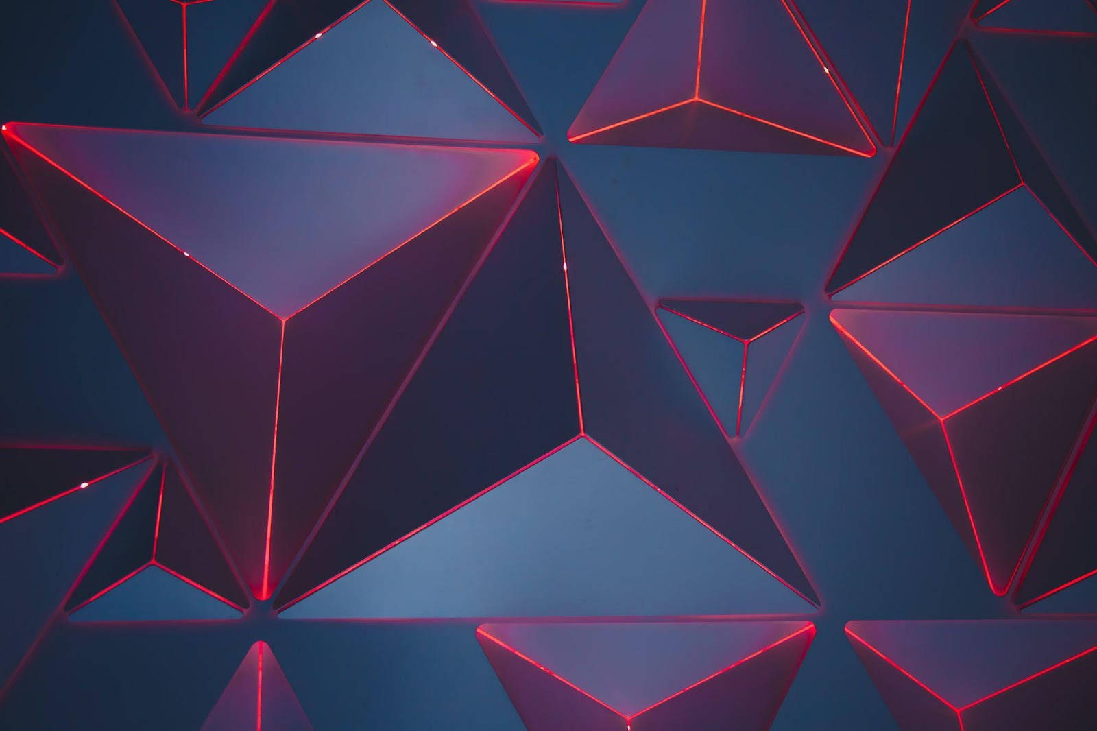 Blå trekantpyramider Wallpapers
