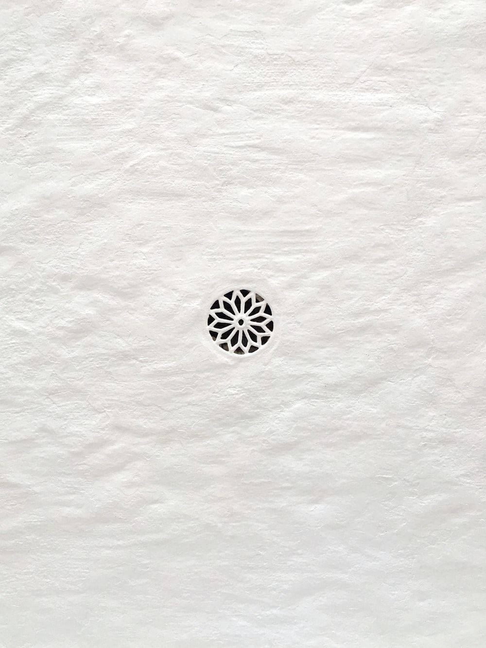 Boho æstetik med krøllet papir og blomst Wallpapers