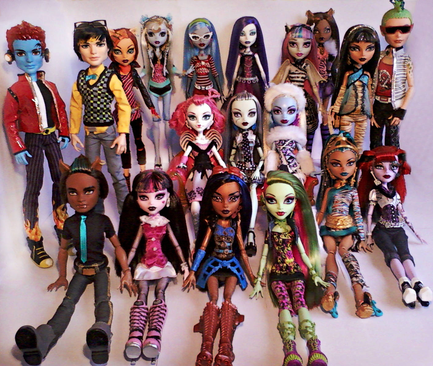 Bratz Aesthetic Dukkesamling Wallpapers