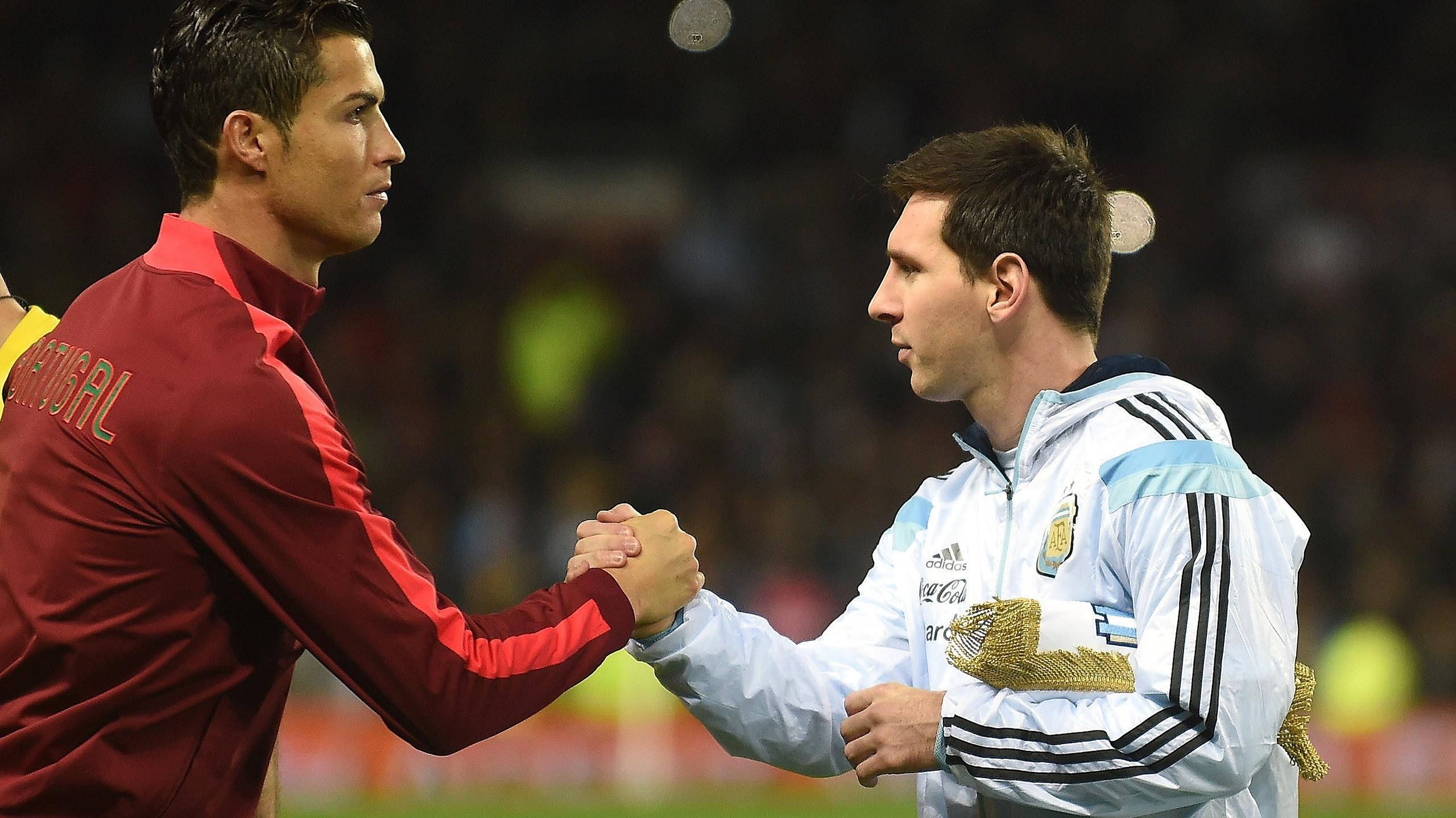 Bro Shake Messi Og Ronaldo 4K Wallpapers