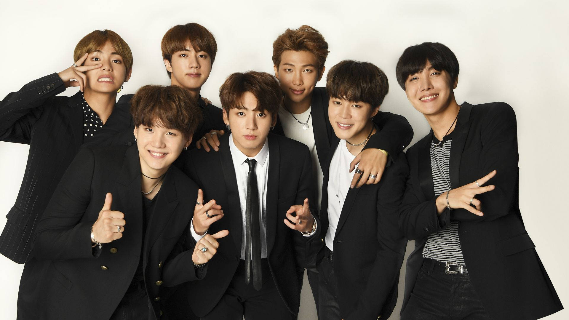 BTS i deres mest formelle tøj! Wallpapers
