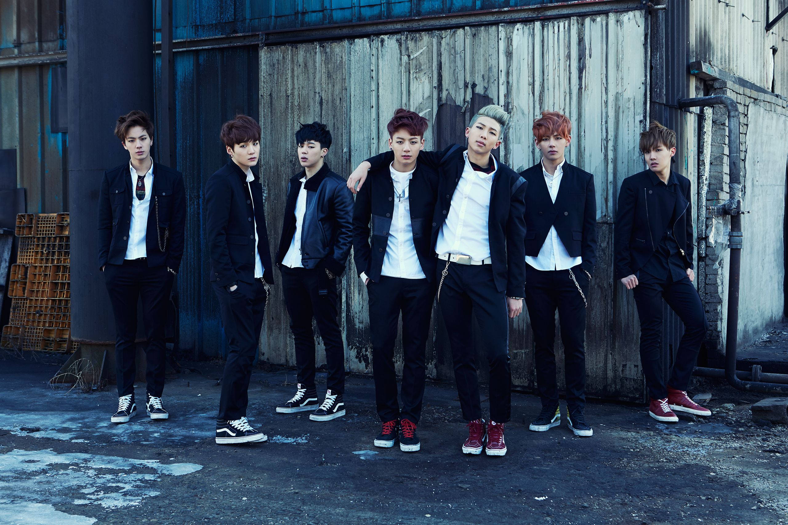 BTS i fede sorte jakker Wallpapers