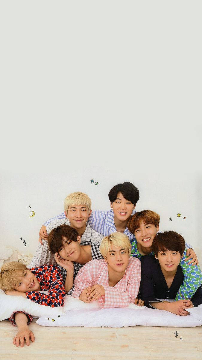 BTS ligger sammen i al deres underholdningspragt Wallpapers
