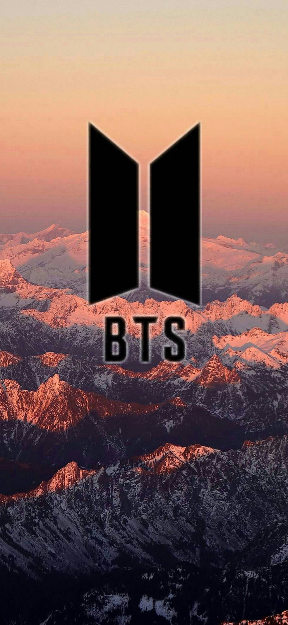 BTS logo på æstetisk bjerg Wallpapers