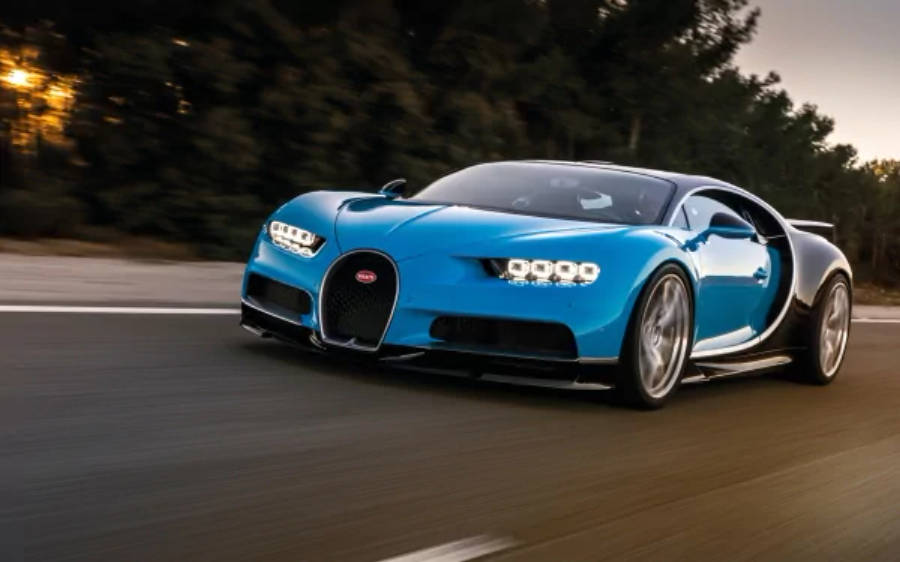 Bugatti Chiron Hypercar i bevægelse 4K Wallpapers