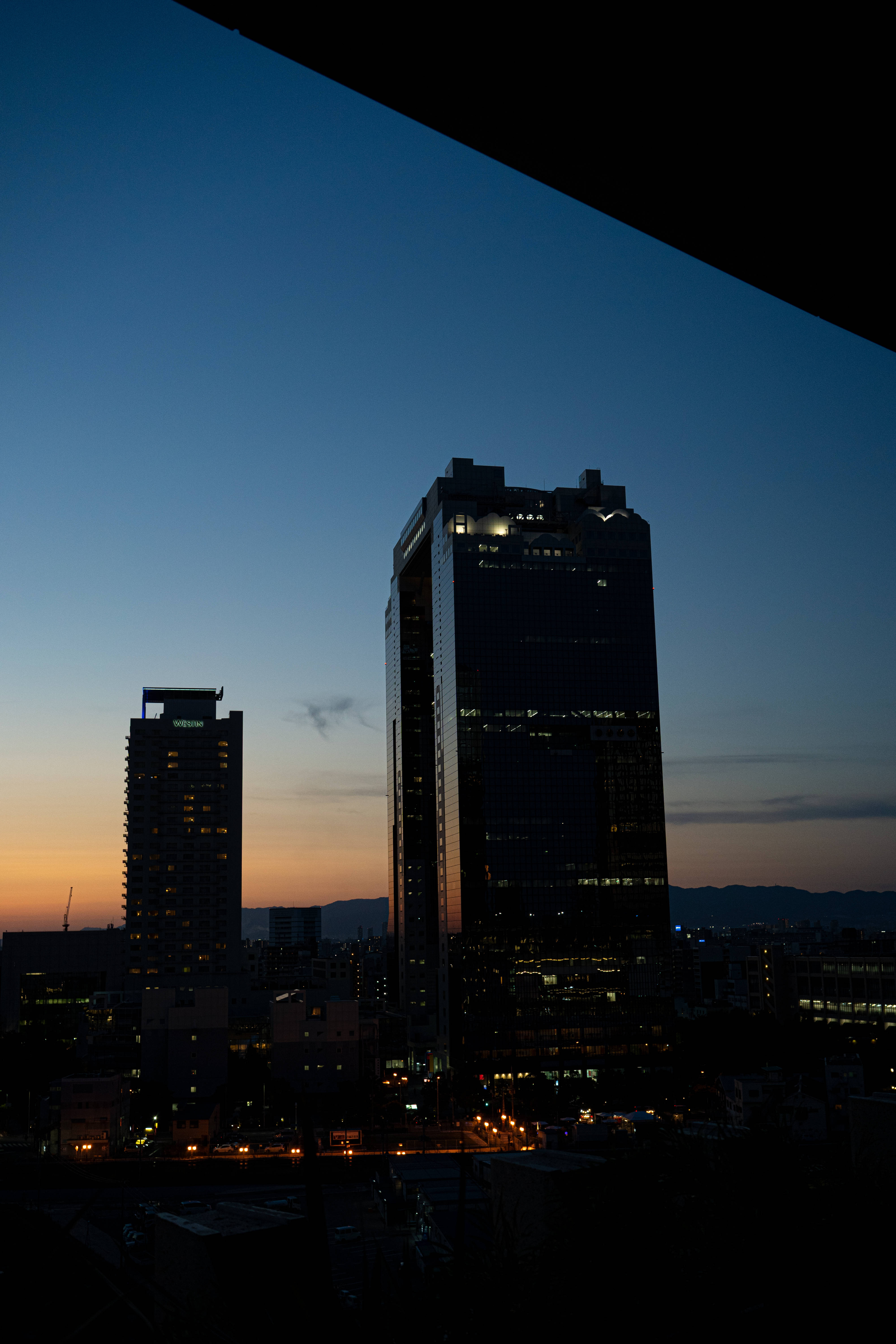 Bysilhuet iPad Mini Wallpapers