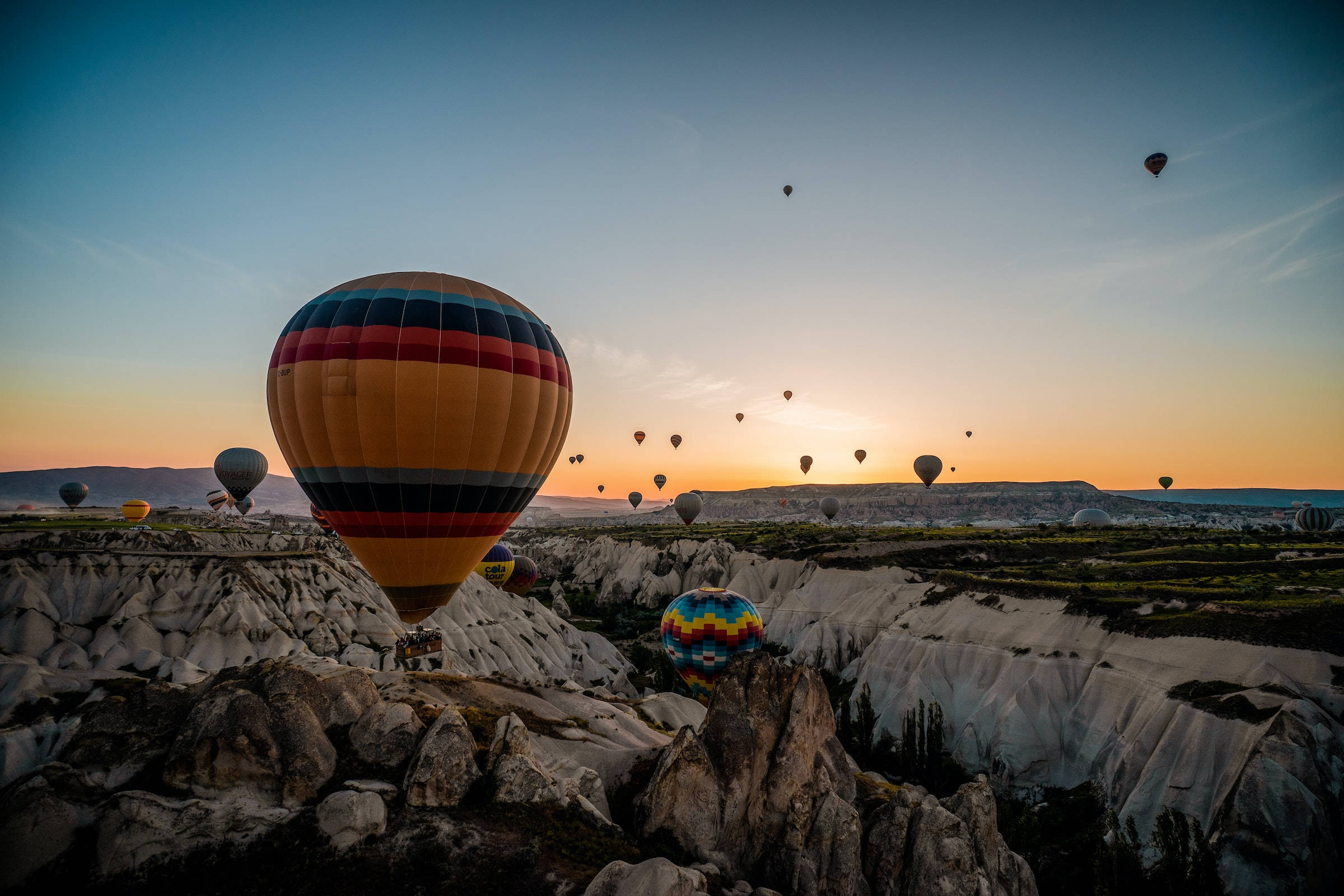 Cappadociens varmluftballoner i fuldskærms desktop Wallpapers