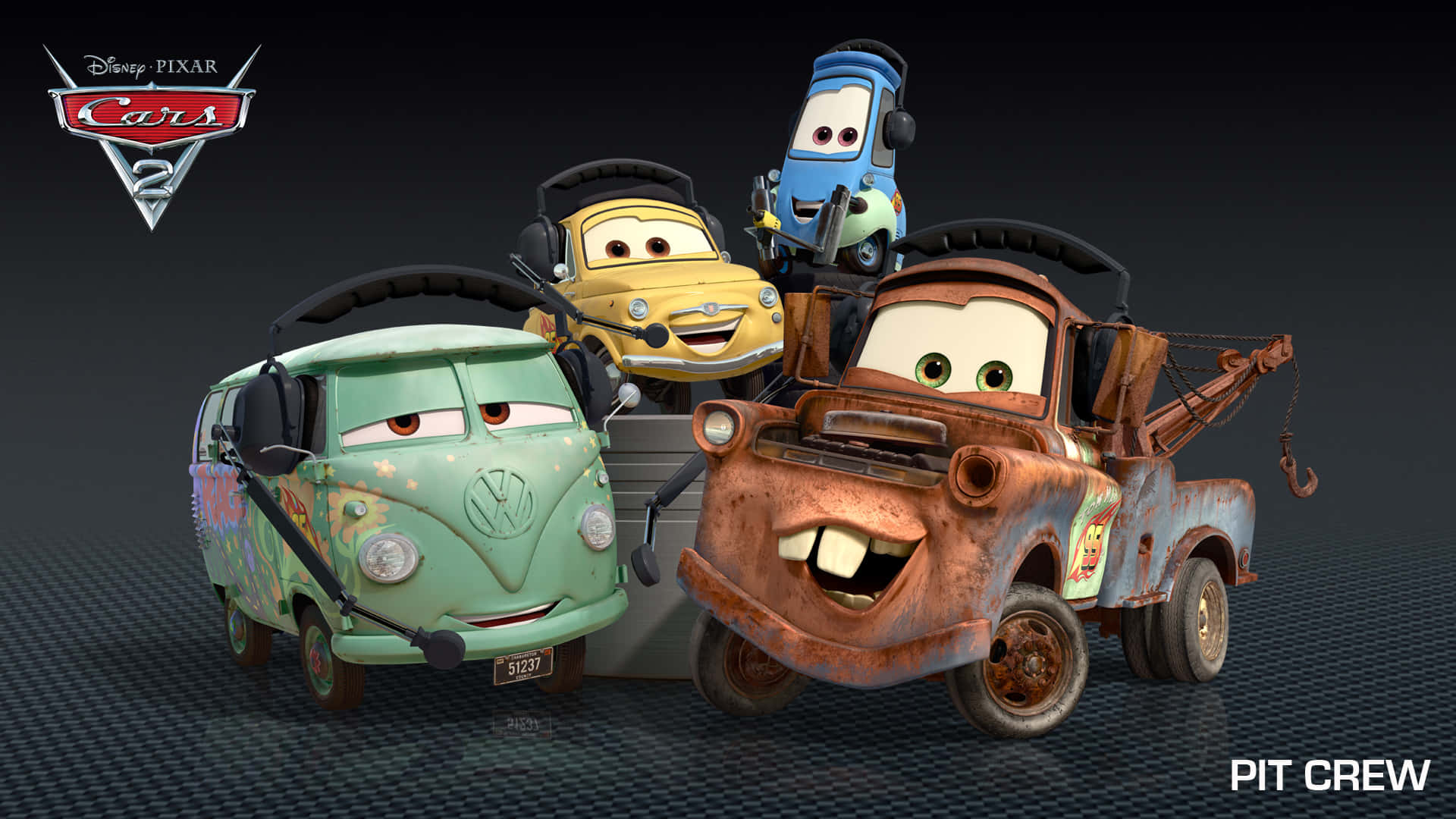 Cars 2: Lynet McQueen fører an Wallpapers