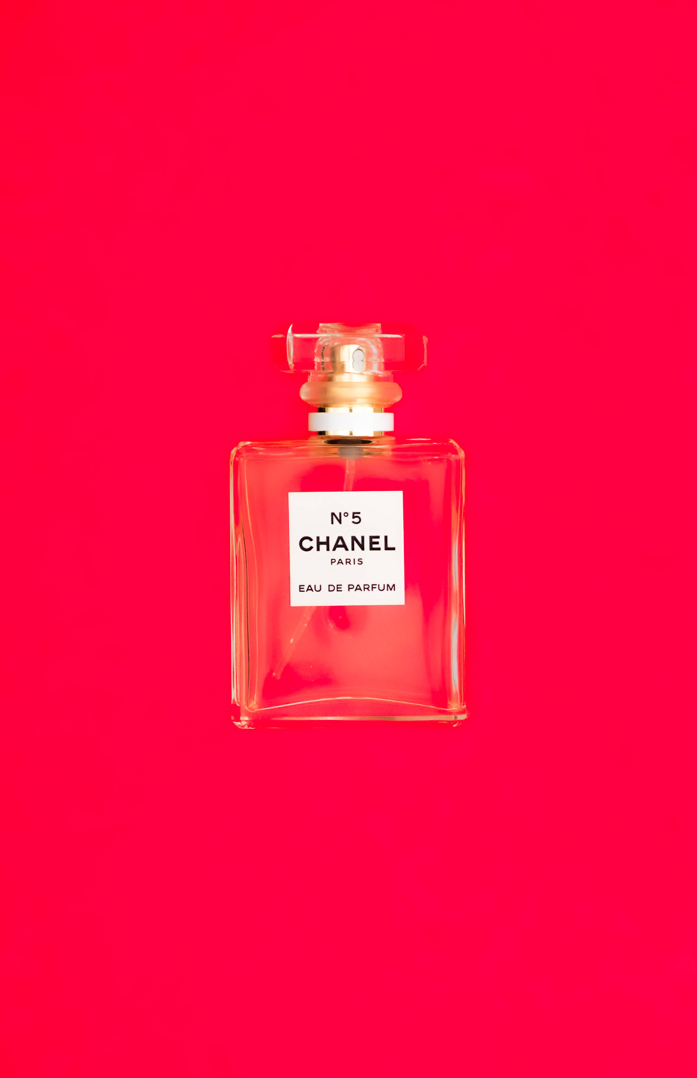 Chanel No. 5 rød æstetik Wallpapers
