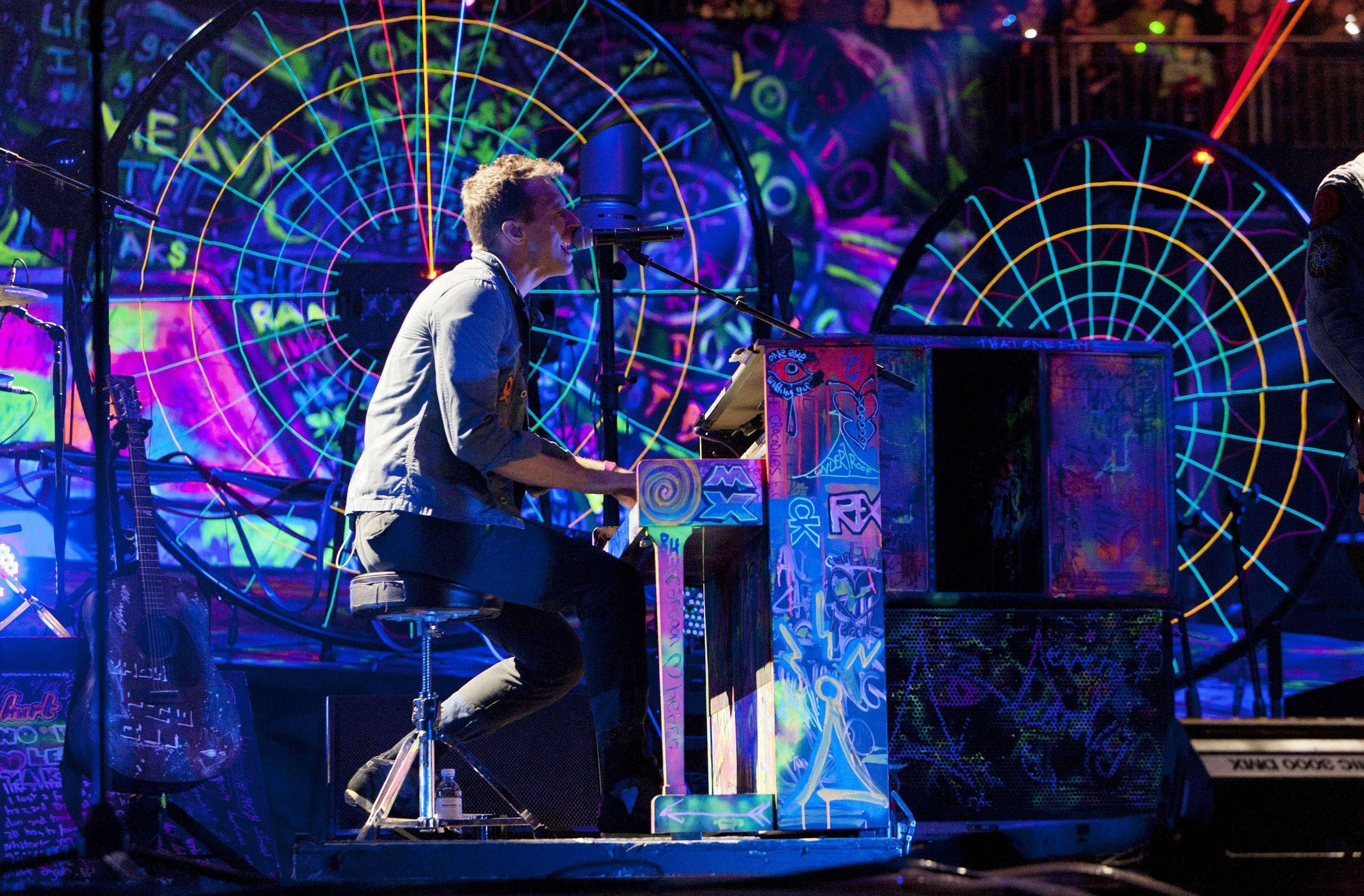 Chris Martin Mylo Xyloto Wallpapers