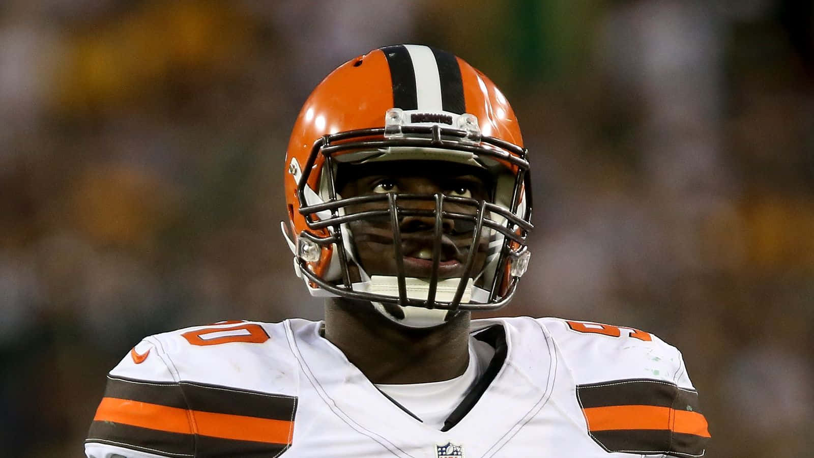 Cleveland Browns Emmanuel Ogbah tæt på Wallpapers