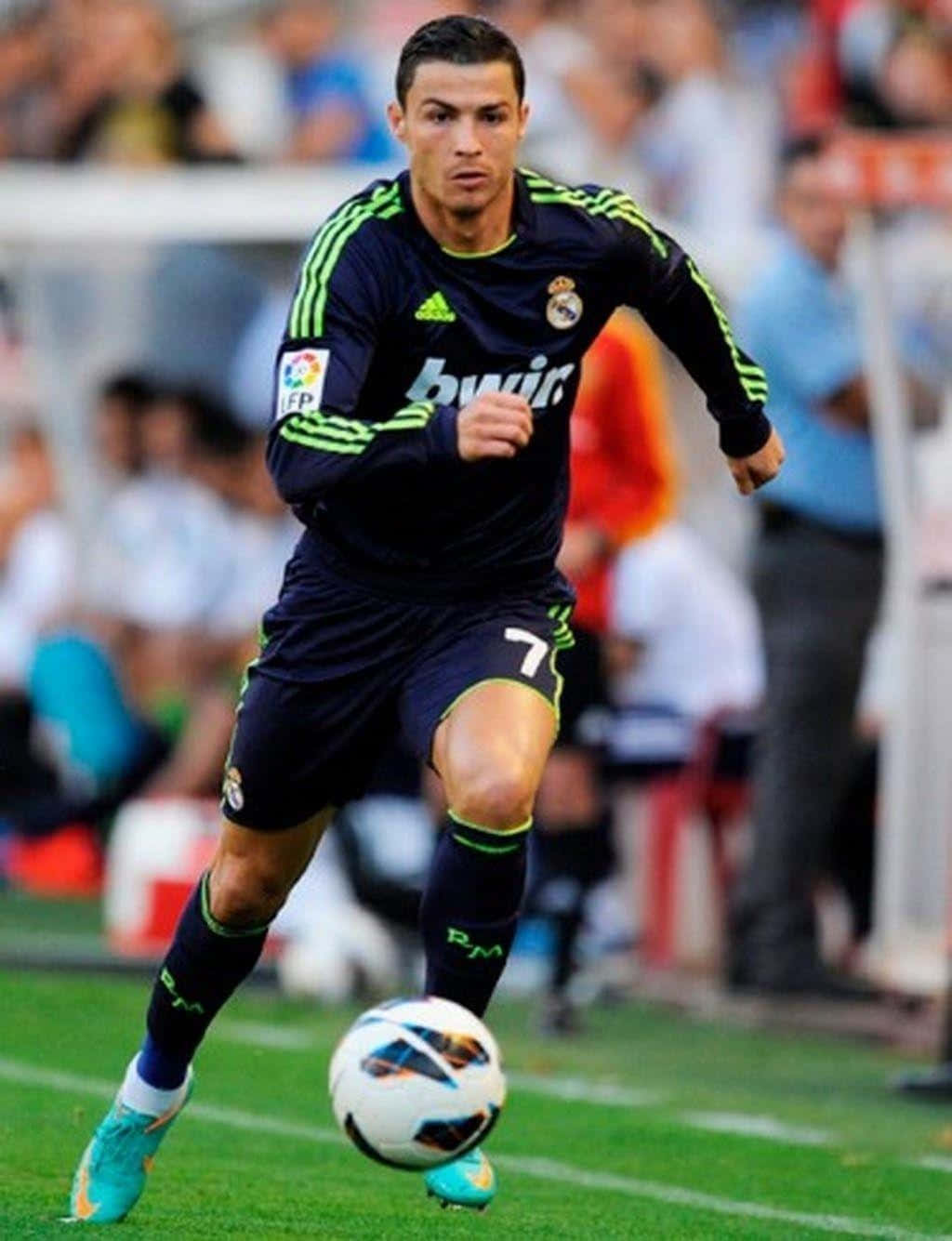 Cristiano Ronaldo Fodbold — Fodbold Wallpapers