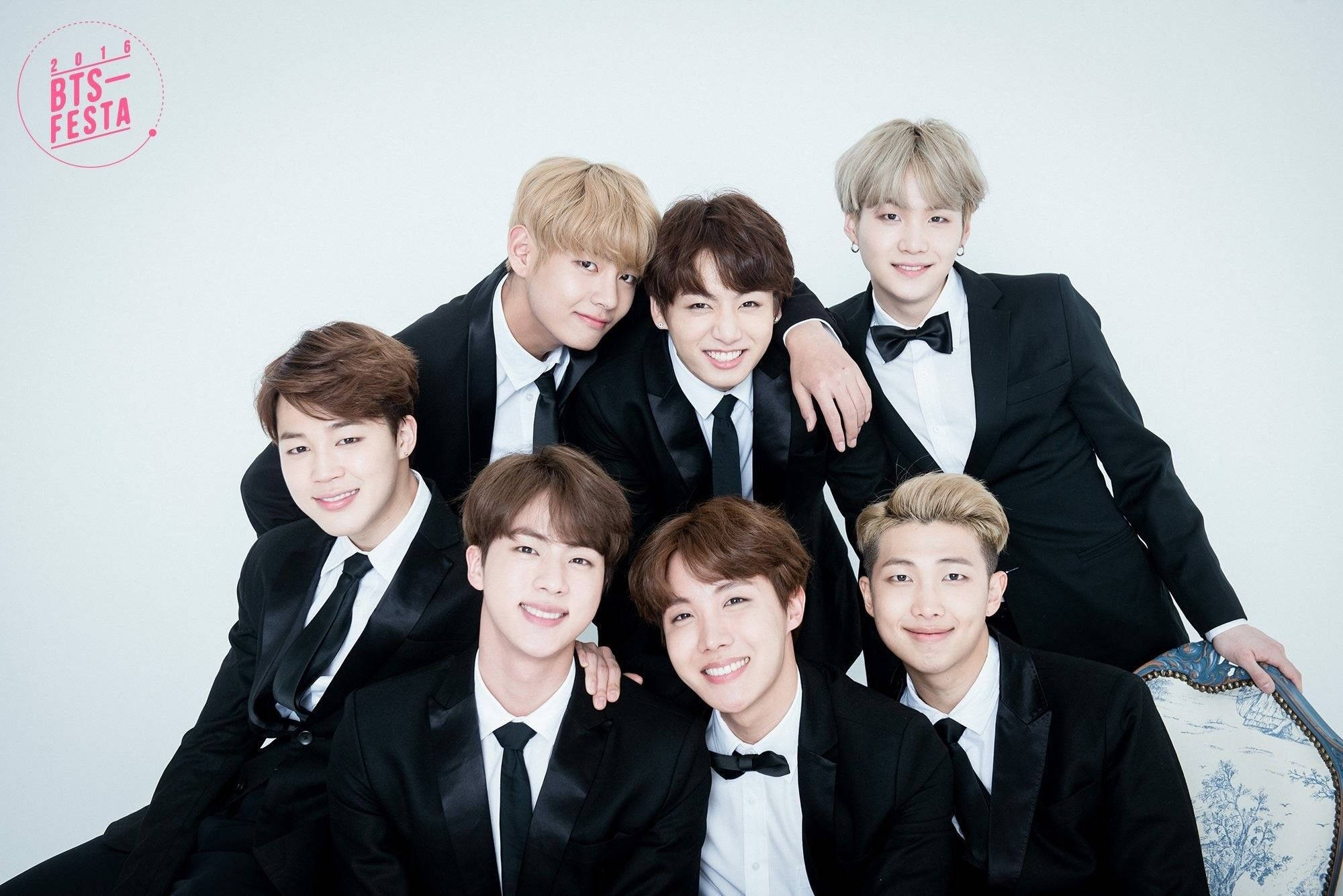 Det verdensberømte K-pop boyband BTS Wallpapers