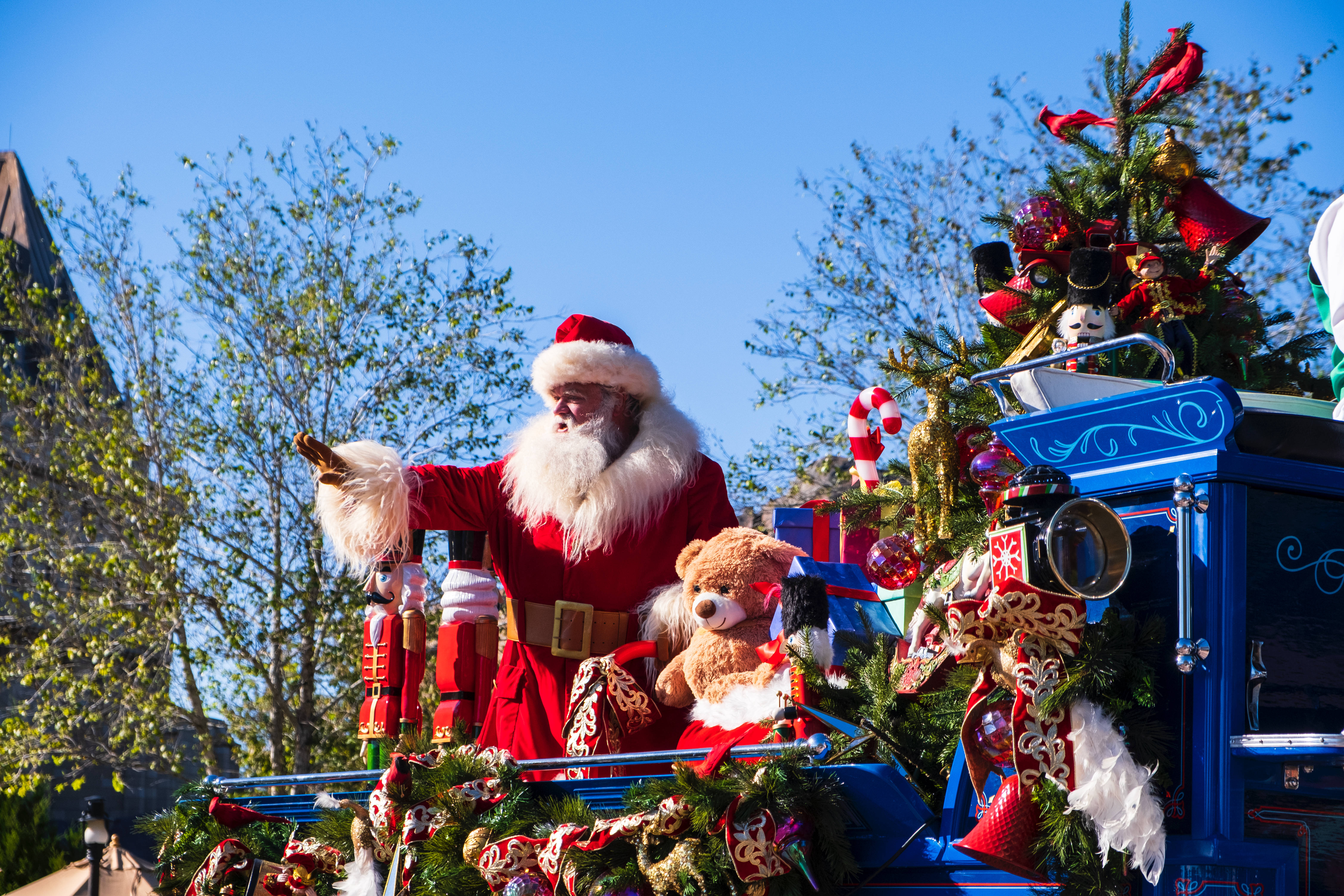 Disney Juleparade med Julemanden Wallpapers