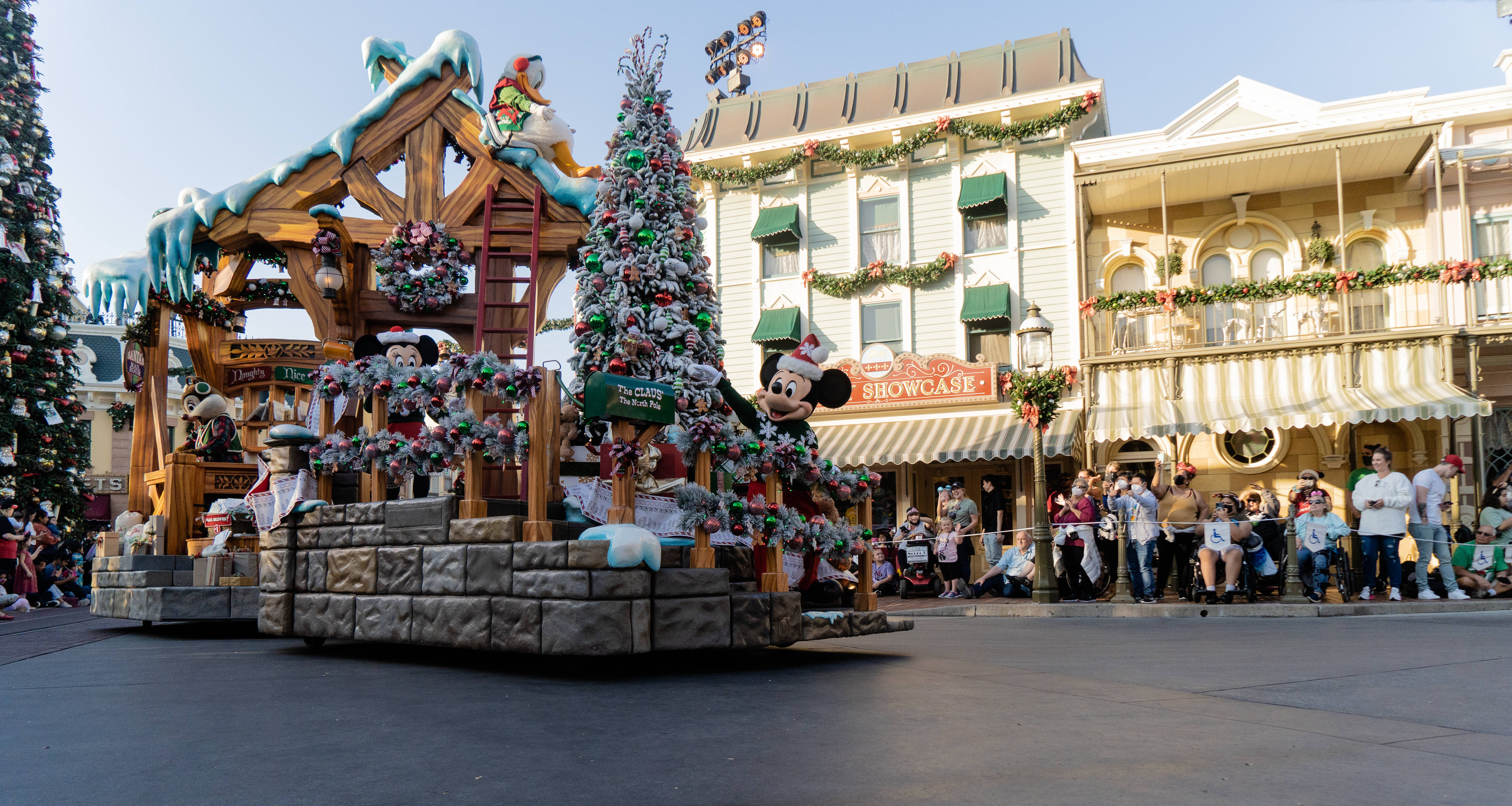 Disneys juleparade i landsbyen Wallpapers