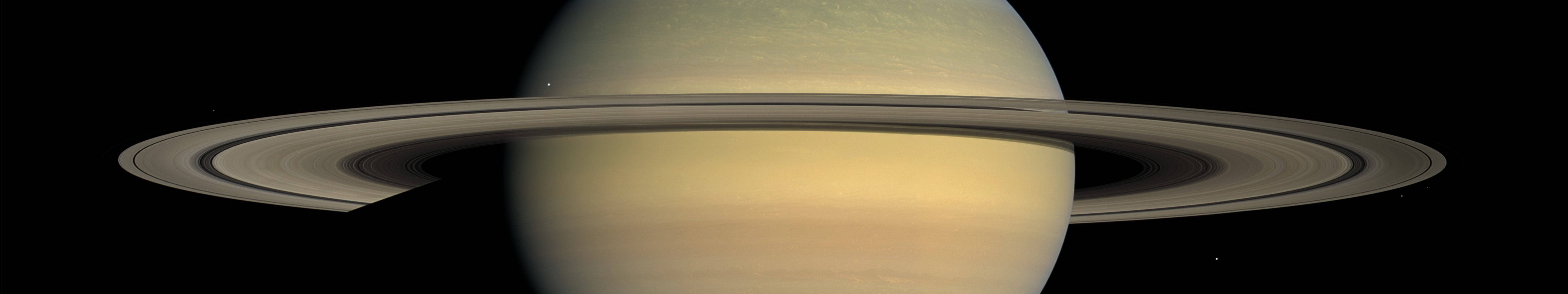 Dobbelt skærm Saturn 4K Wallpapers