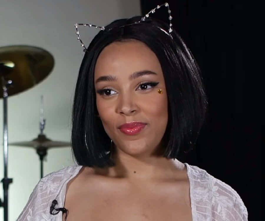 Doja Cat klar til at flyve Wallpapers