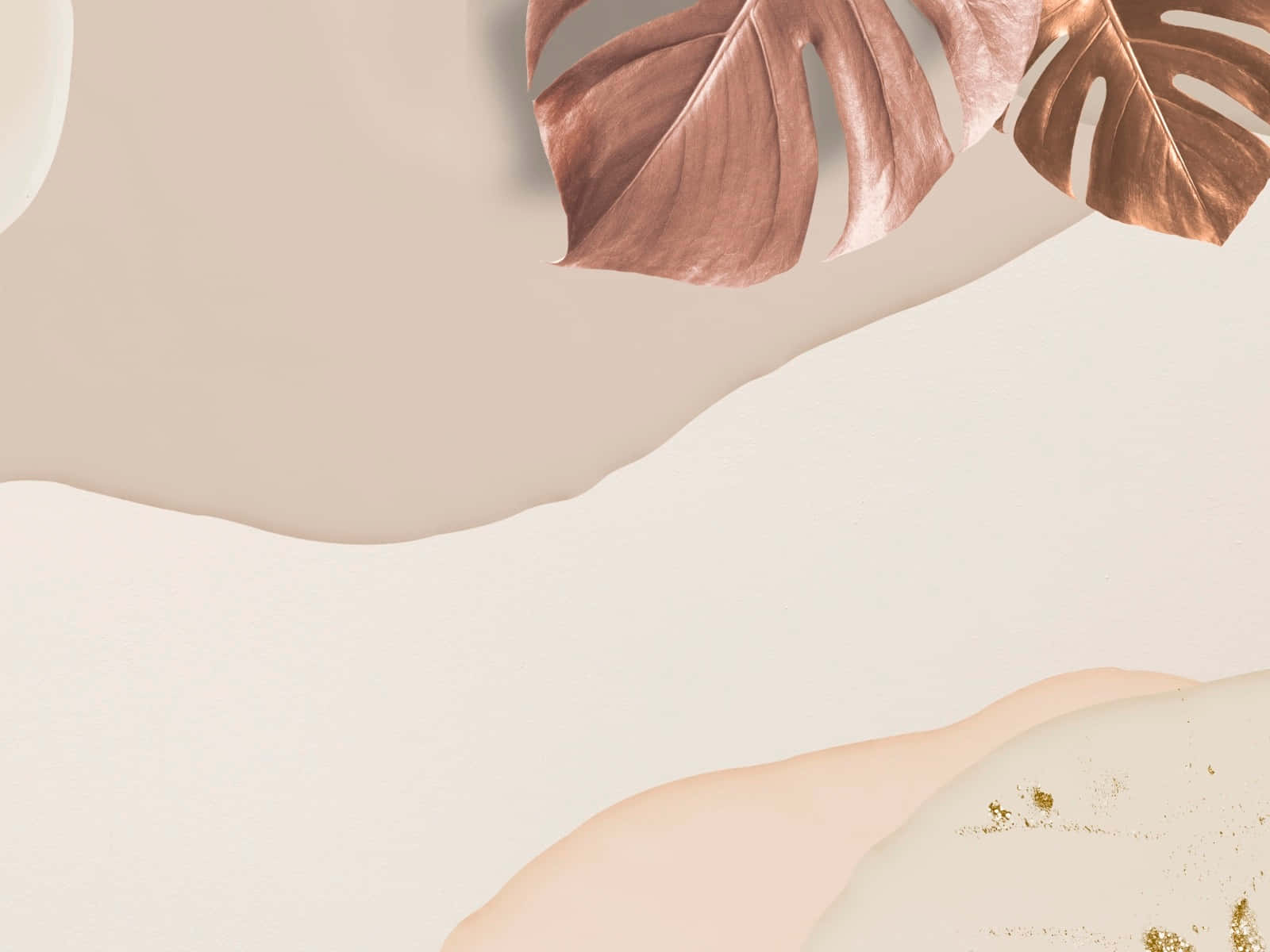 en beige baggrund med guldblade og blomster Wallpapers