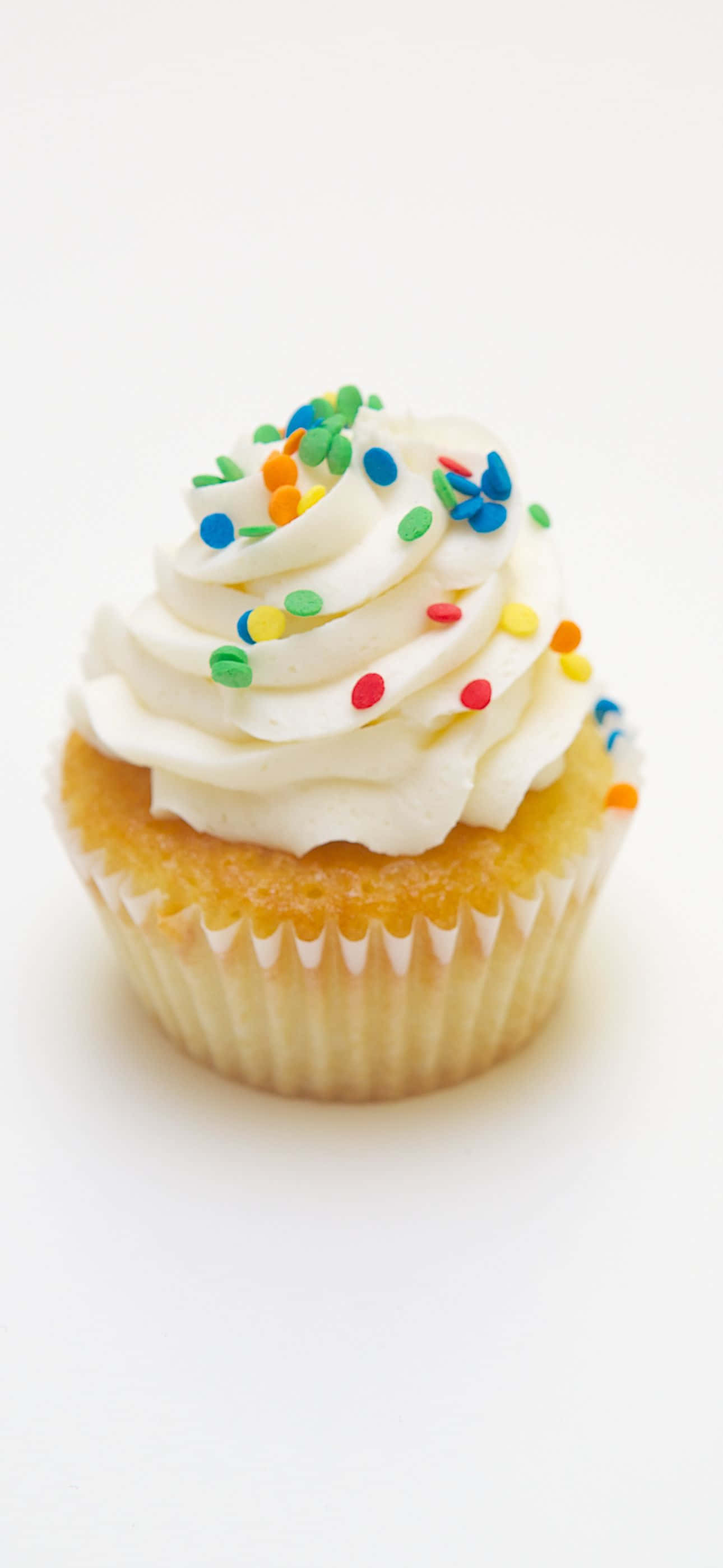En hvid cupcake med hvid glasur Wallpapers