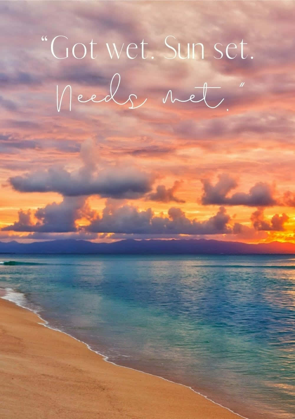 En idyllisk solnedgangsudsigt ved stranden. Wallpapers