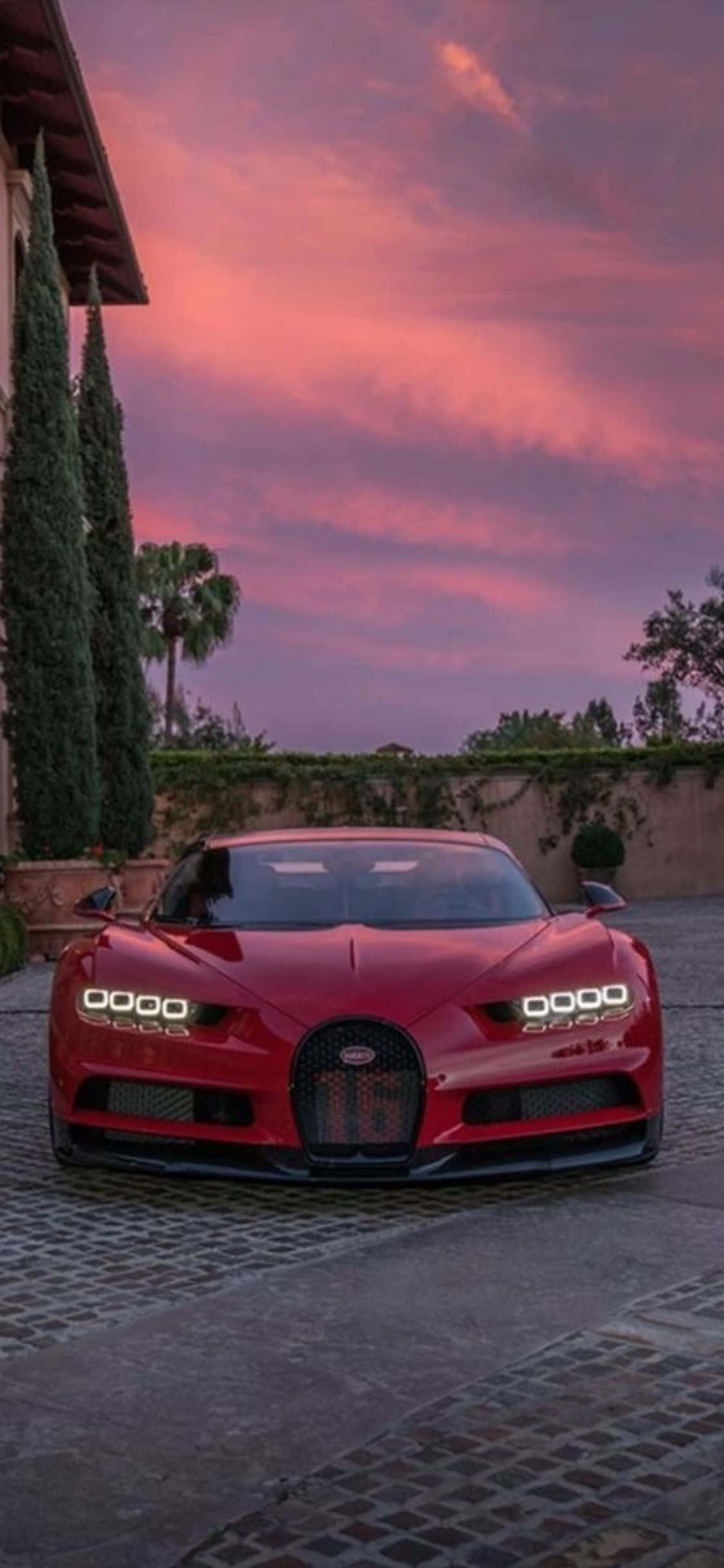 En iPhone Xs med en luksuriøs Bugatti-baggrund Wallpapers