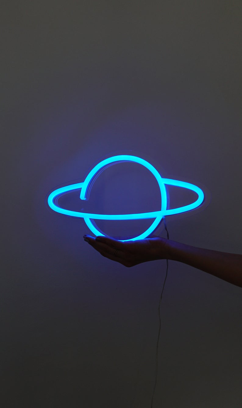 En lysende neonblå nattehimmel. Wallpapers