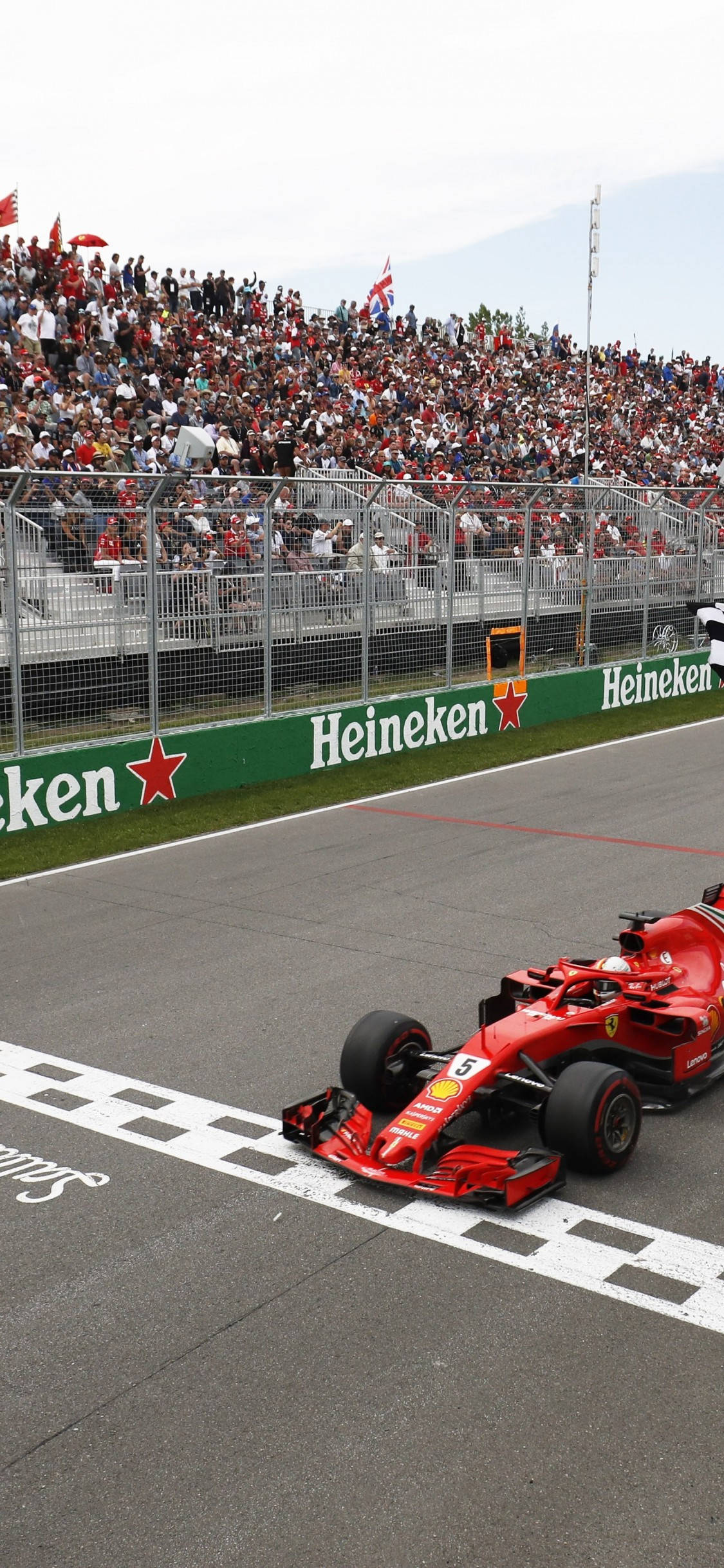 F1 Vettel Finish Line iPhone Wallpapers