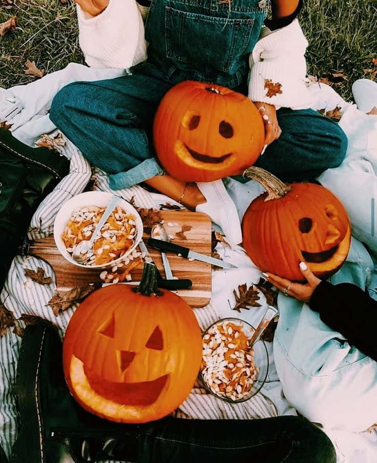 "Fejr Halloween med stil med denne uhyggelige, men smukke æstetik!" Wallpapers