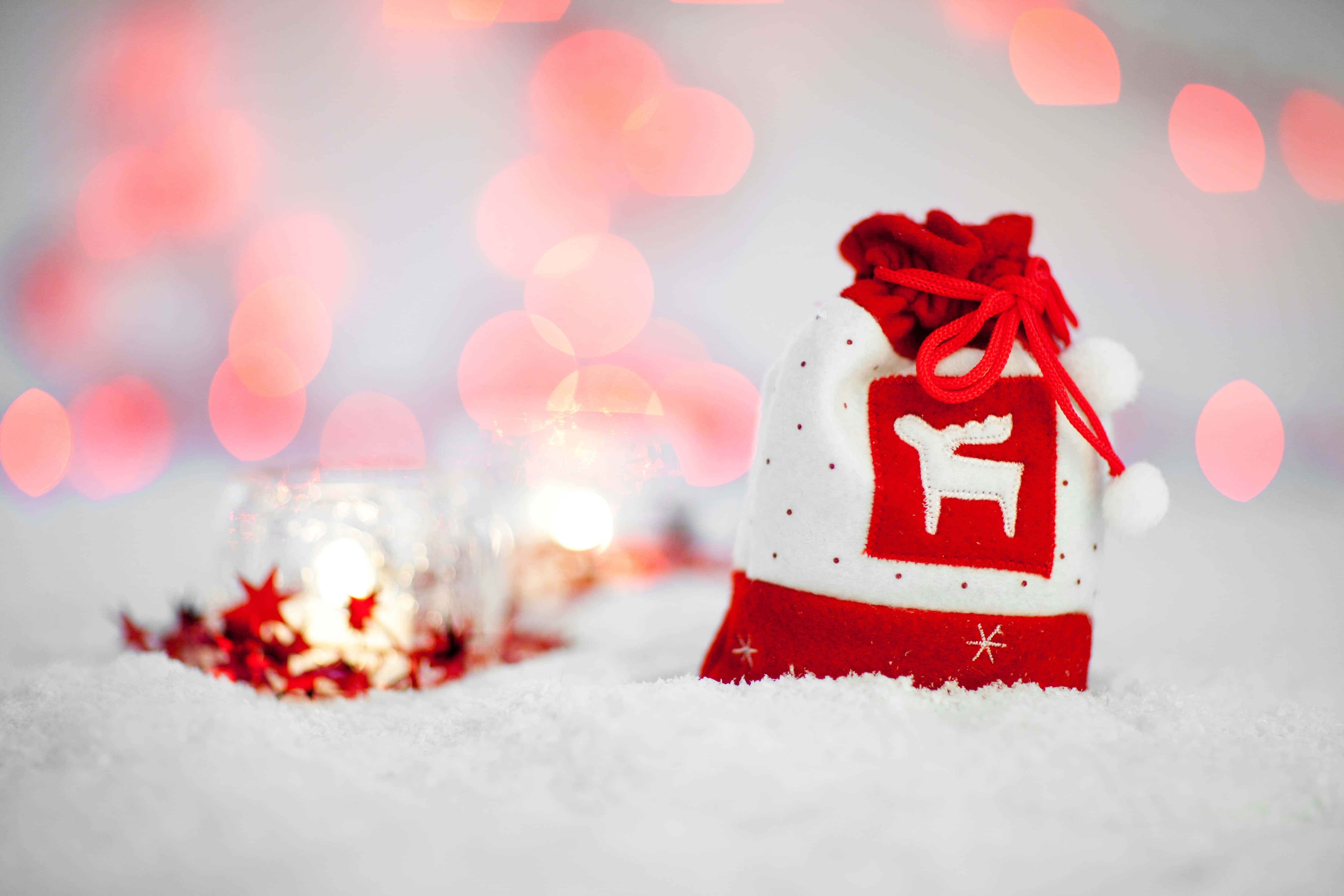 Fejr højtiden med en smuk julescene Wallpapers