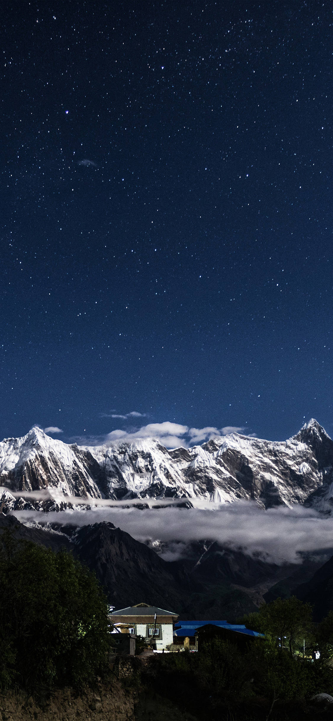Flygt fra byens lys og nyd skønheden i natteafgrunden. Wallpapers