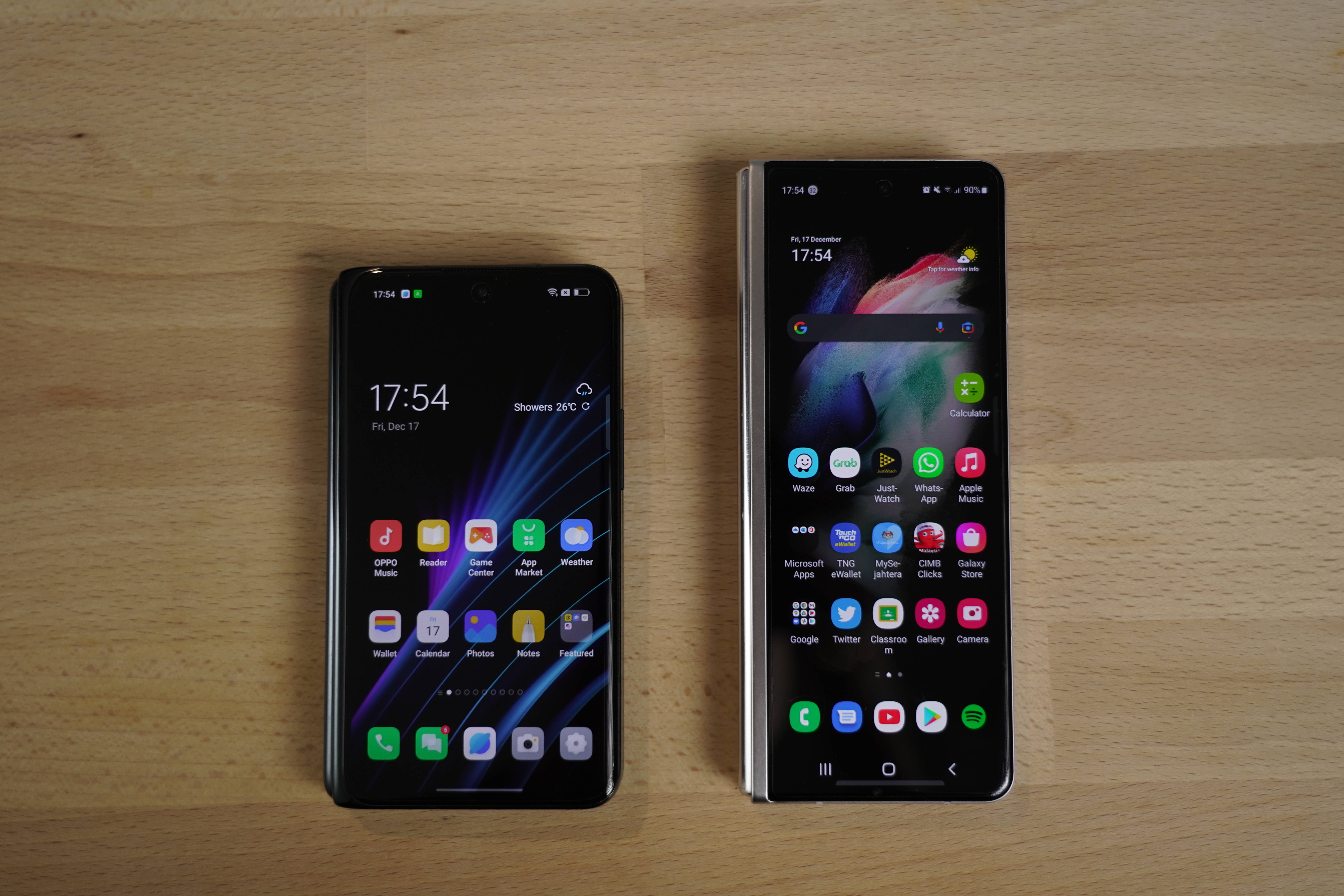 Foldbar Oppo og Samsung Smartphones Wallpapers