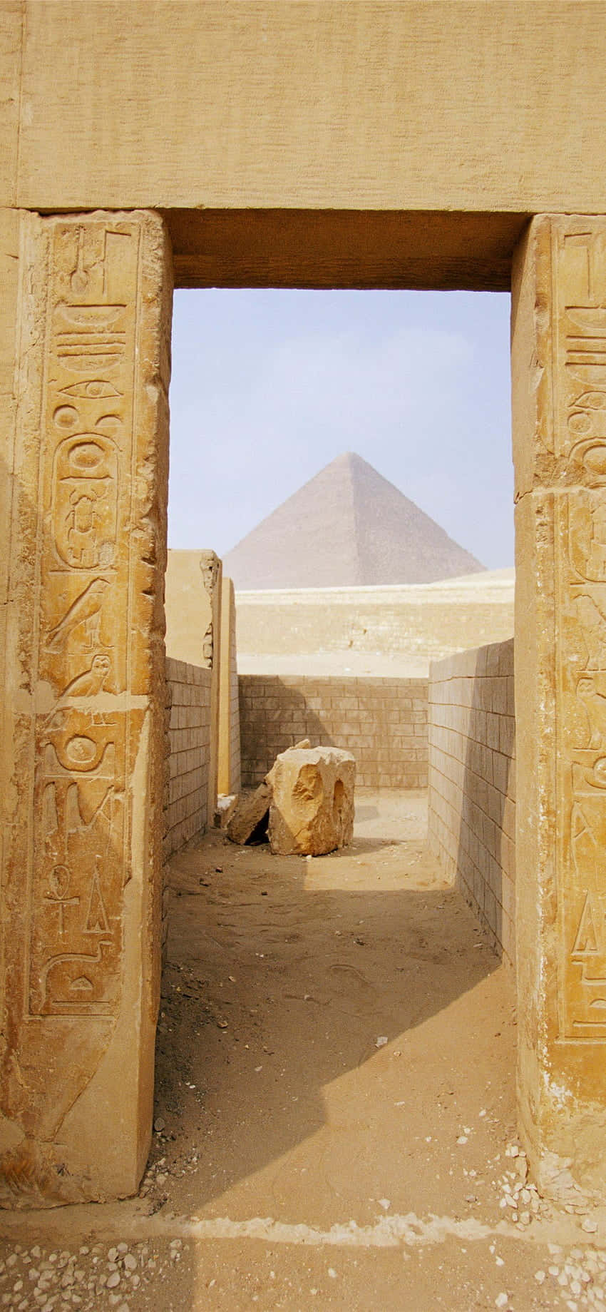 Fortryllende natudsigt over Luxor-templet Wallpapers