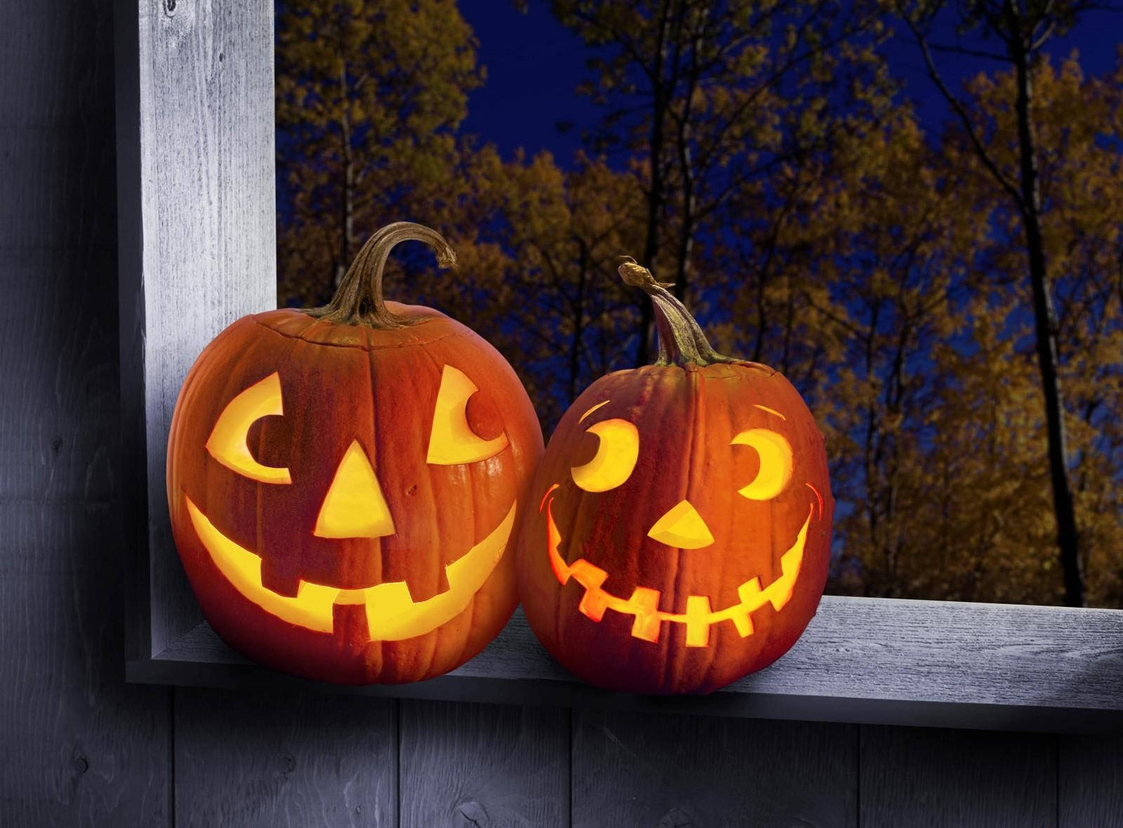 Gør dig klar til Halloween med disse smilende græskar! Wallpapers