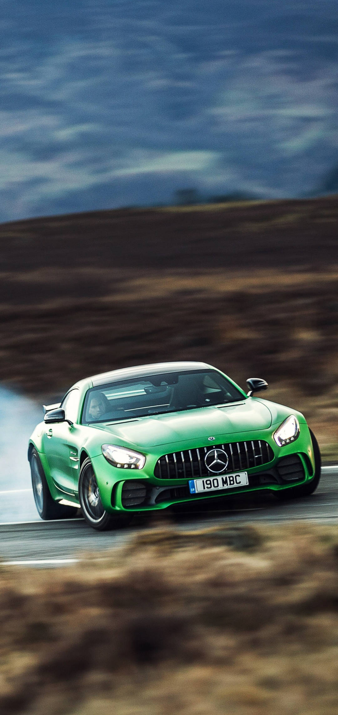 Grøn Mercedes AMG Racing iPhone Wallpapers