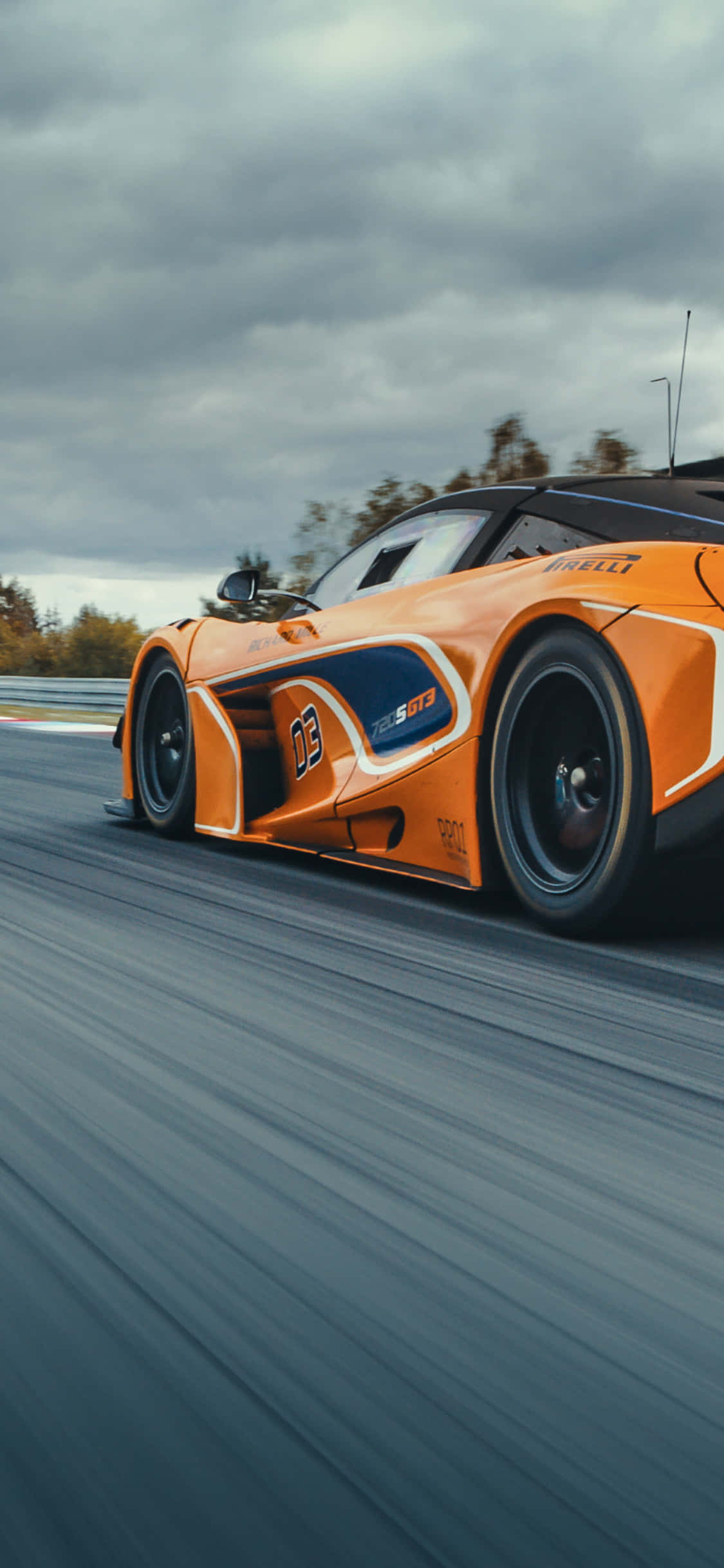 Hastighed møder stil – iPhone Xs & McLaren 720s Wallpapers