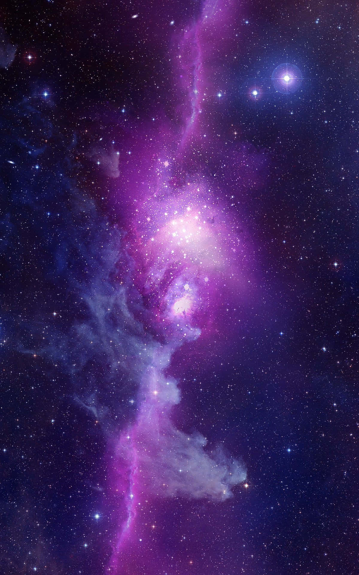 Højopløst galakse lilla lodret baggrund Wallpapers